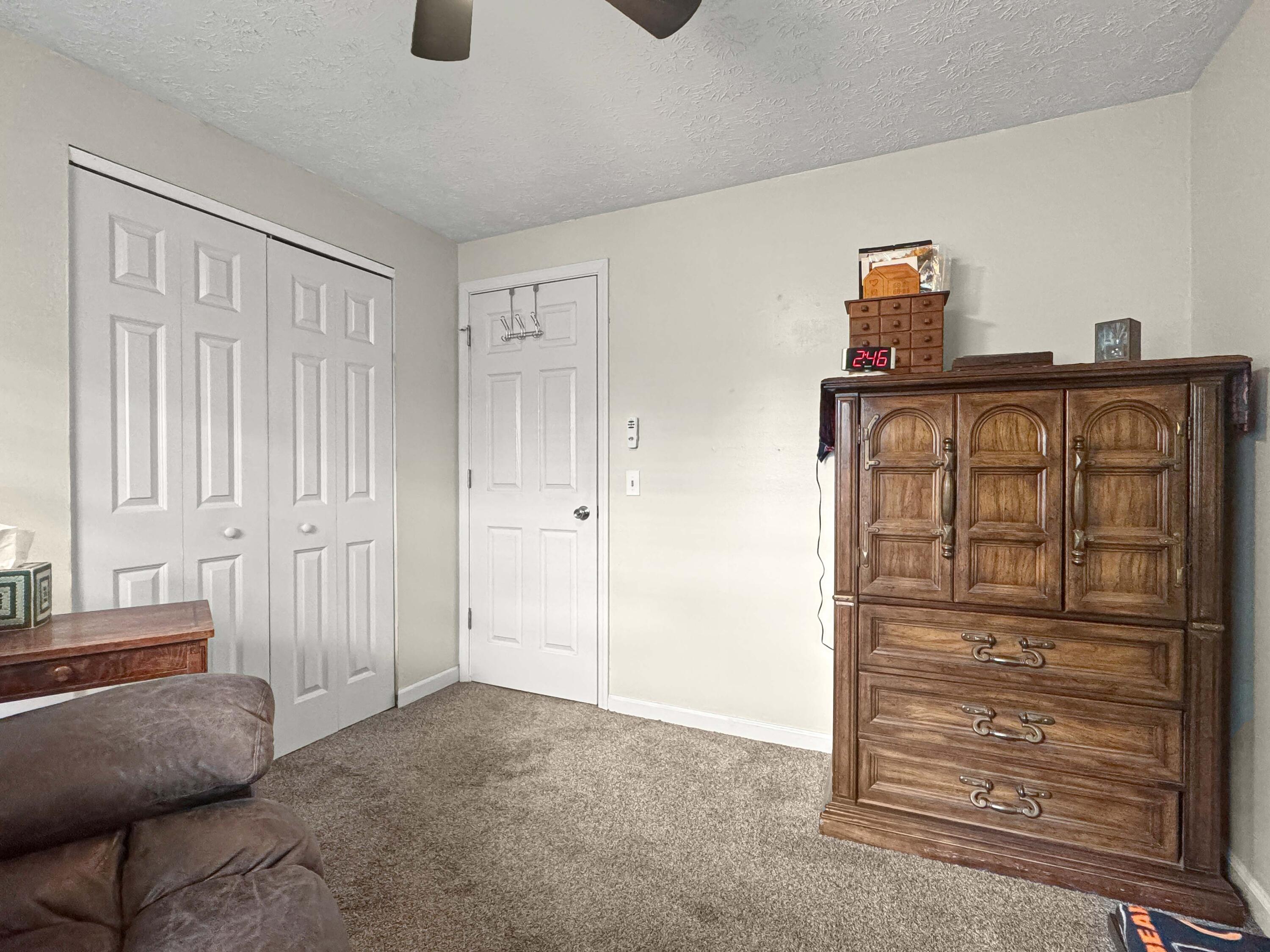 4049 Walnut Grove, Urbana, Ohio 43078