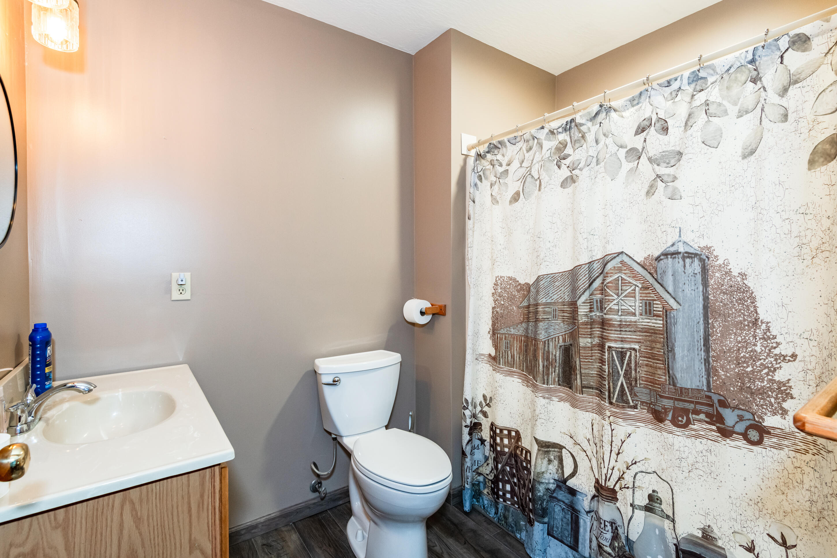 1319 Perry, Cable, Ohio 43009