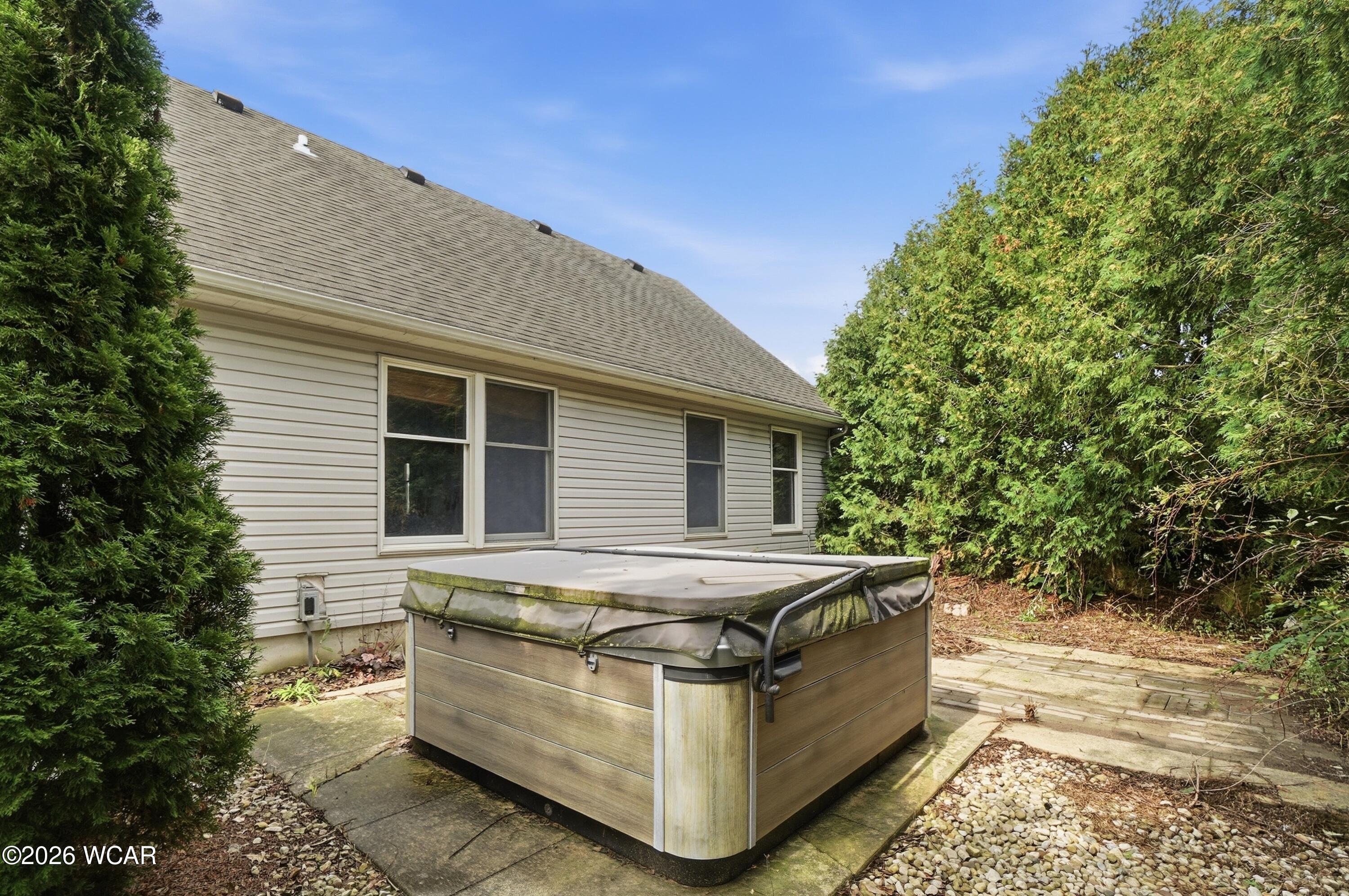 3611 Hanthorn Road, Lima, Ohio