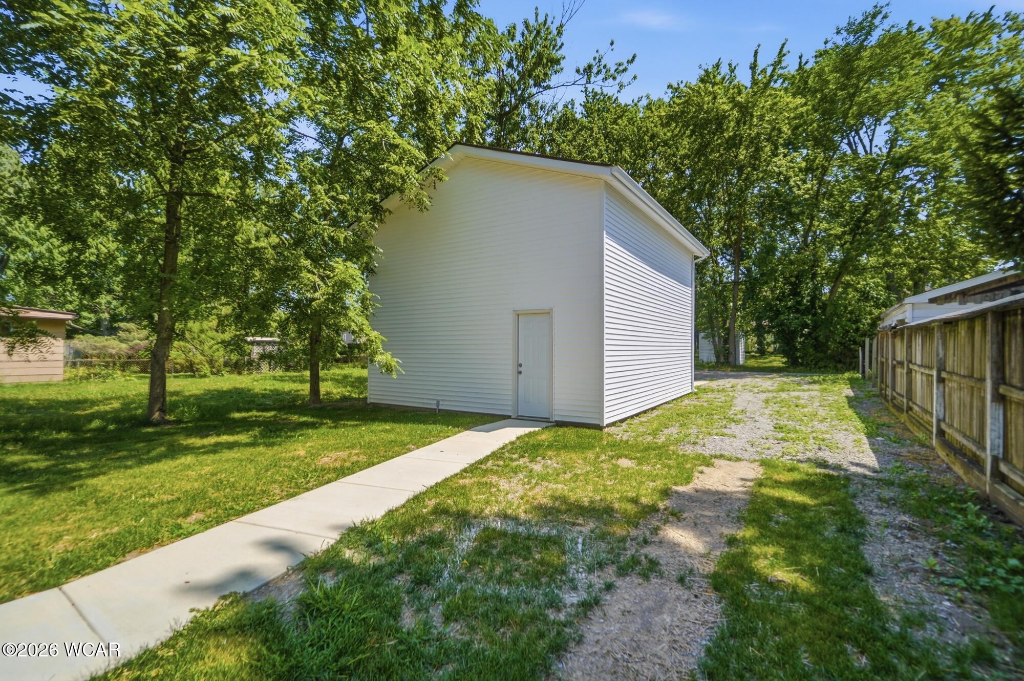 735 Holly Street, Lima, Ohio