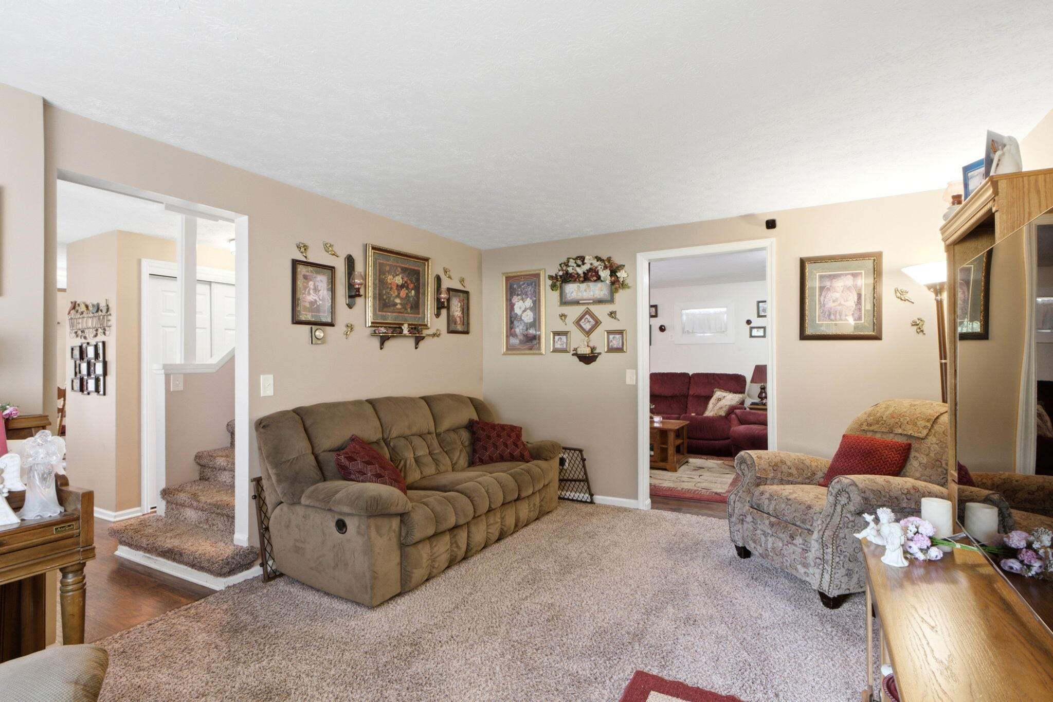 5258 County Line, Springfield, Ohio 45502