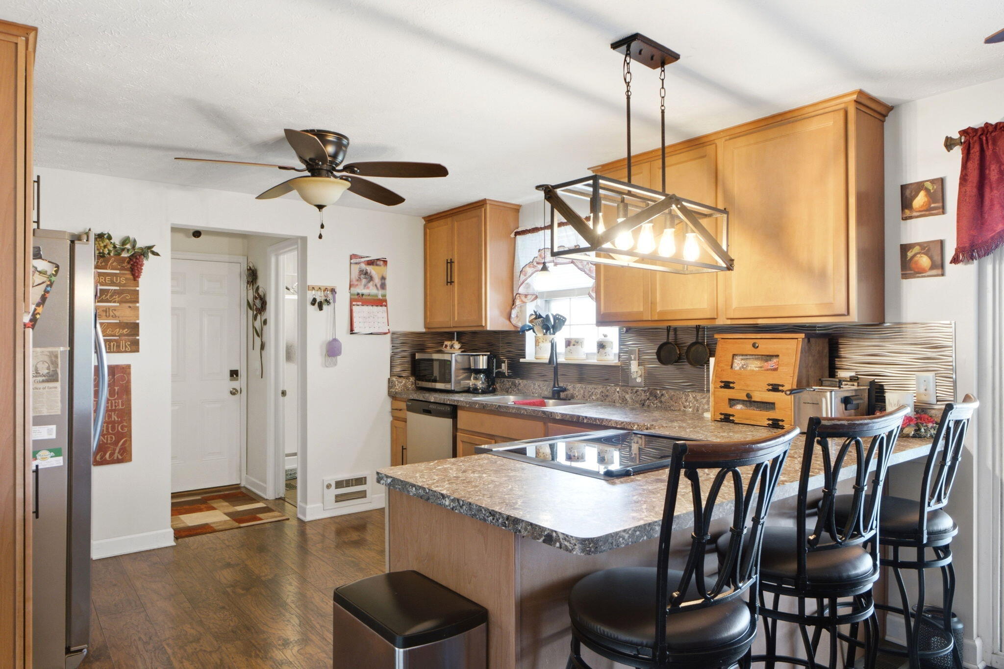 5258 County Line, Springfield, Ohio 45502