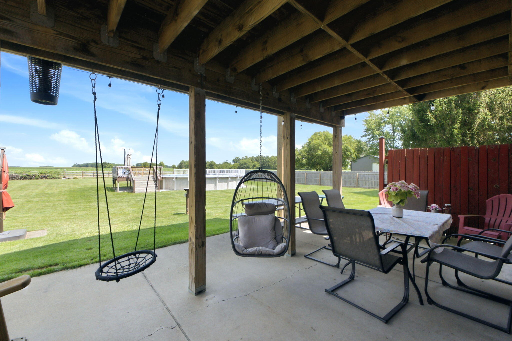 5258 County Line, Springfield, Ohio 45502