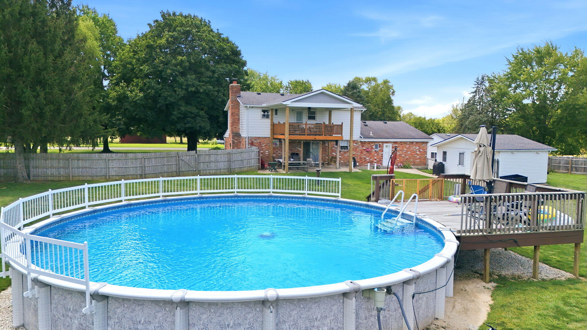 5258 County Line, Springfield, Ohio 45502