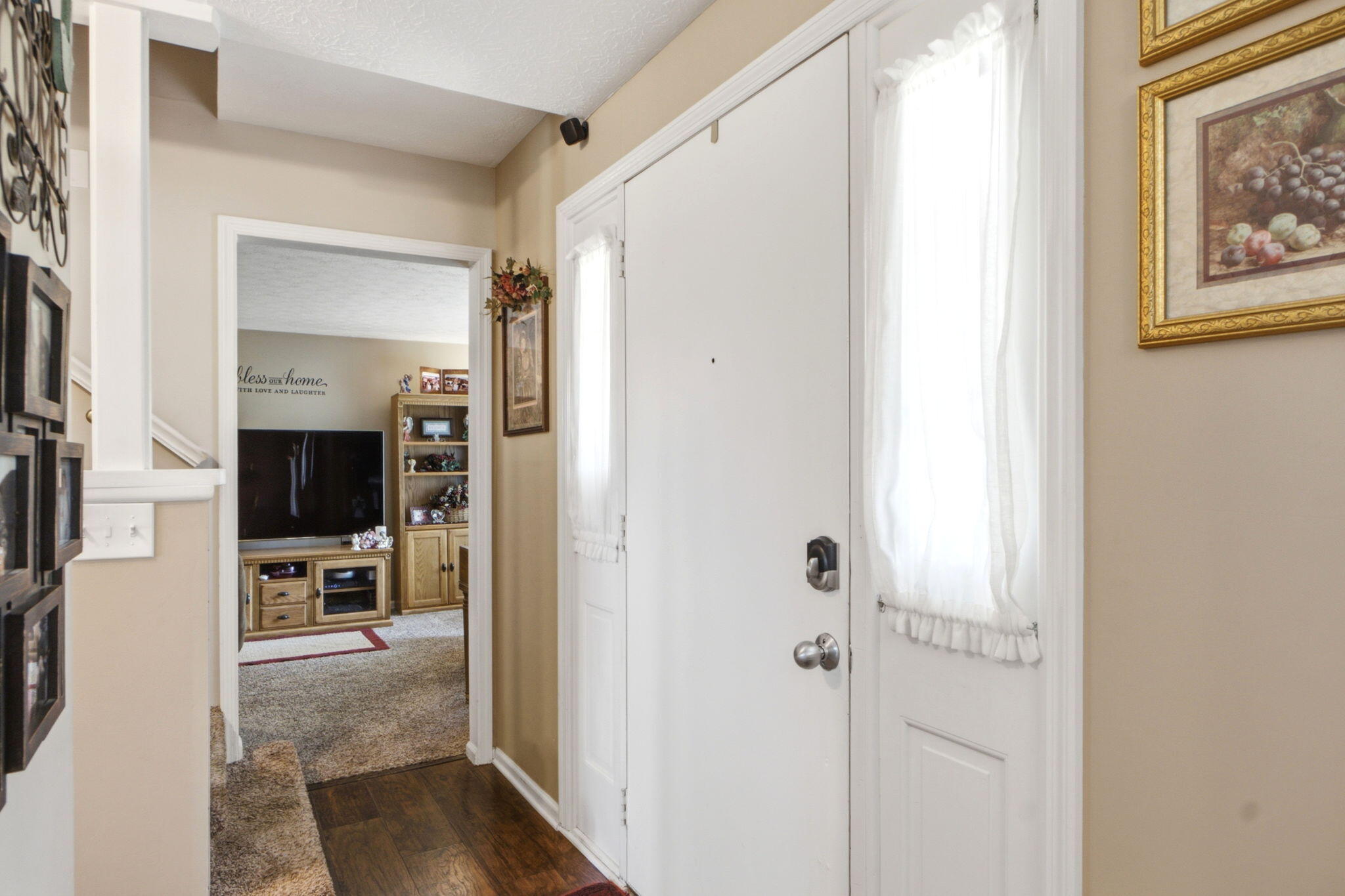 5258 County Line, Springfield, Ohio 45502