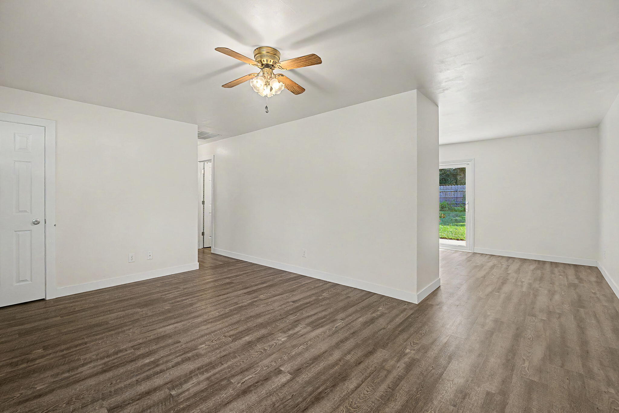 1209 Hemlock, New Carlisle, Ohio 45344