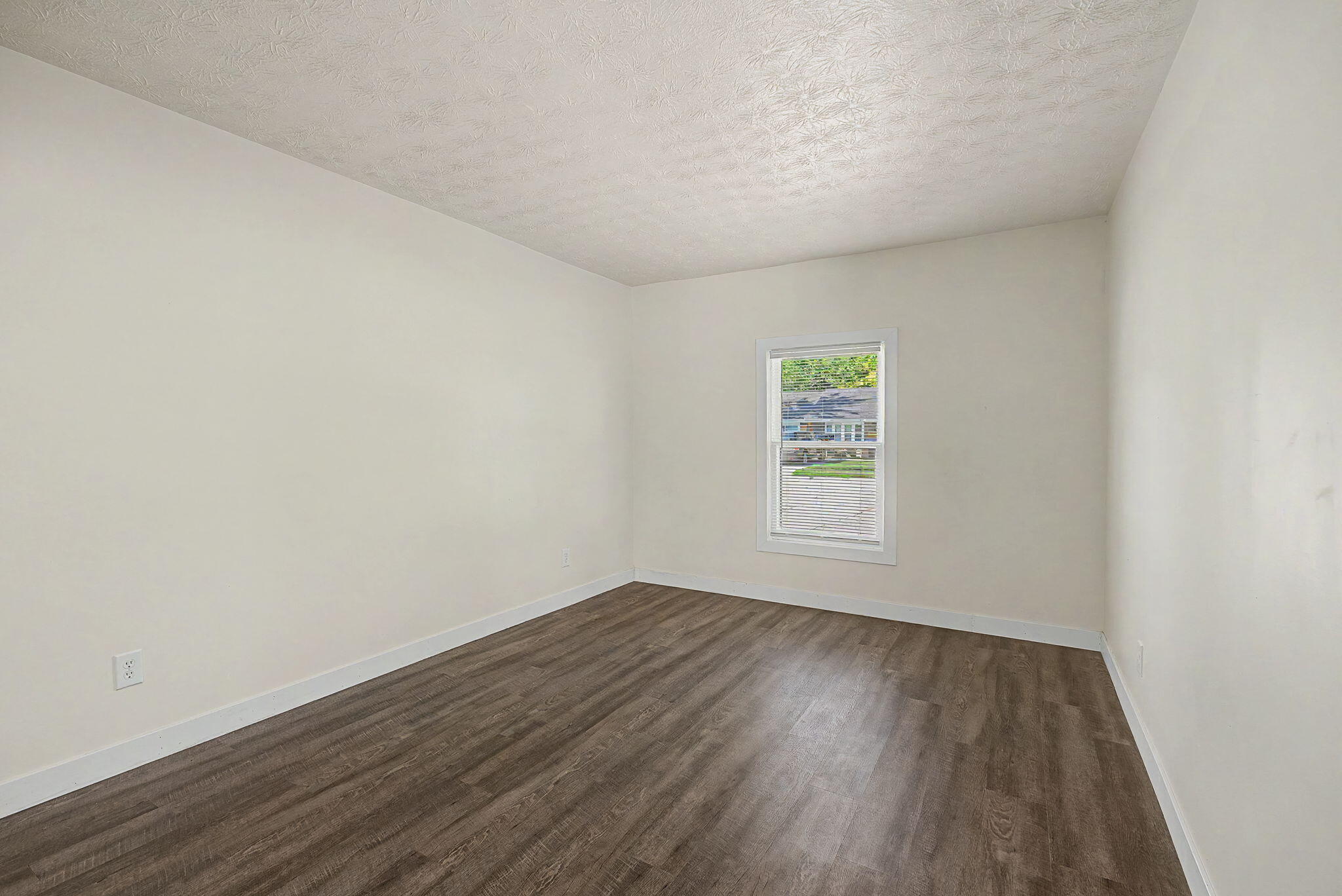 1209 Hemlock, New Carlisle, Ohio 45344