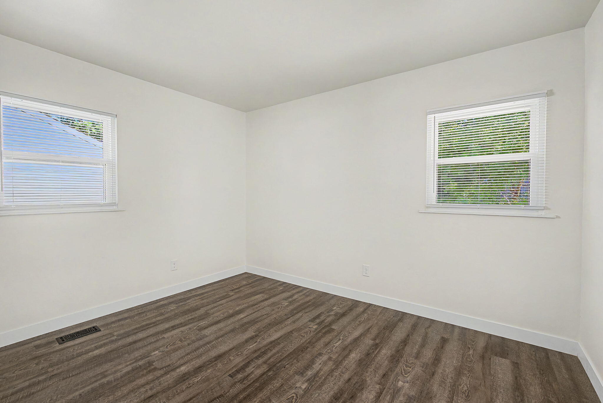 1209 Hemlock, New Carlisle, Ohio 45344