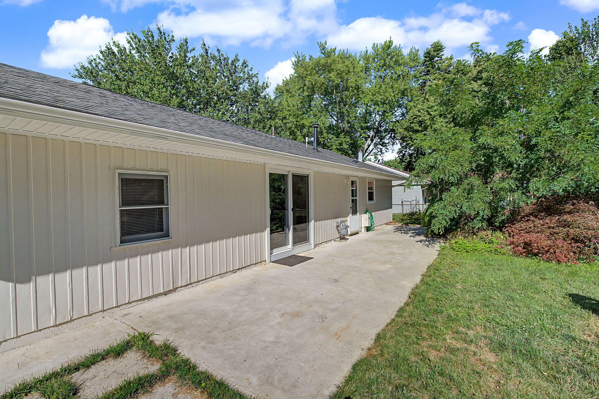 1209 Hemlock, New Carlisle, Ohio 45344