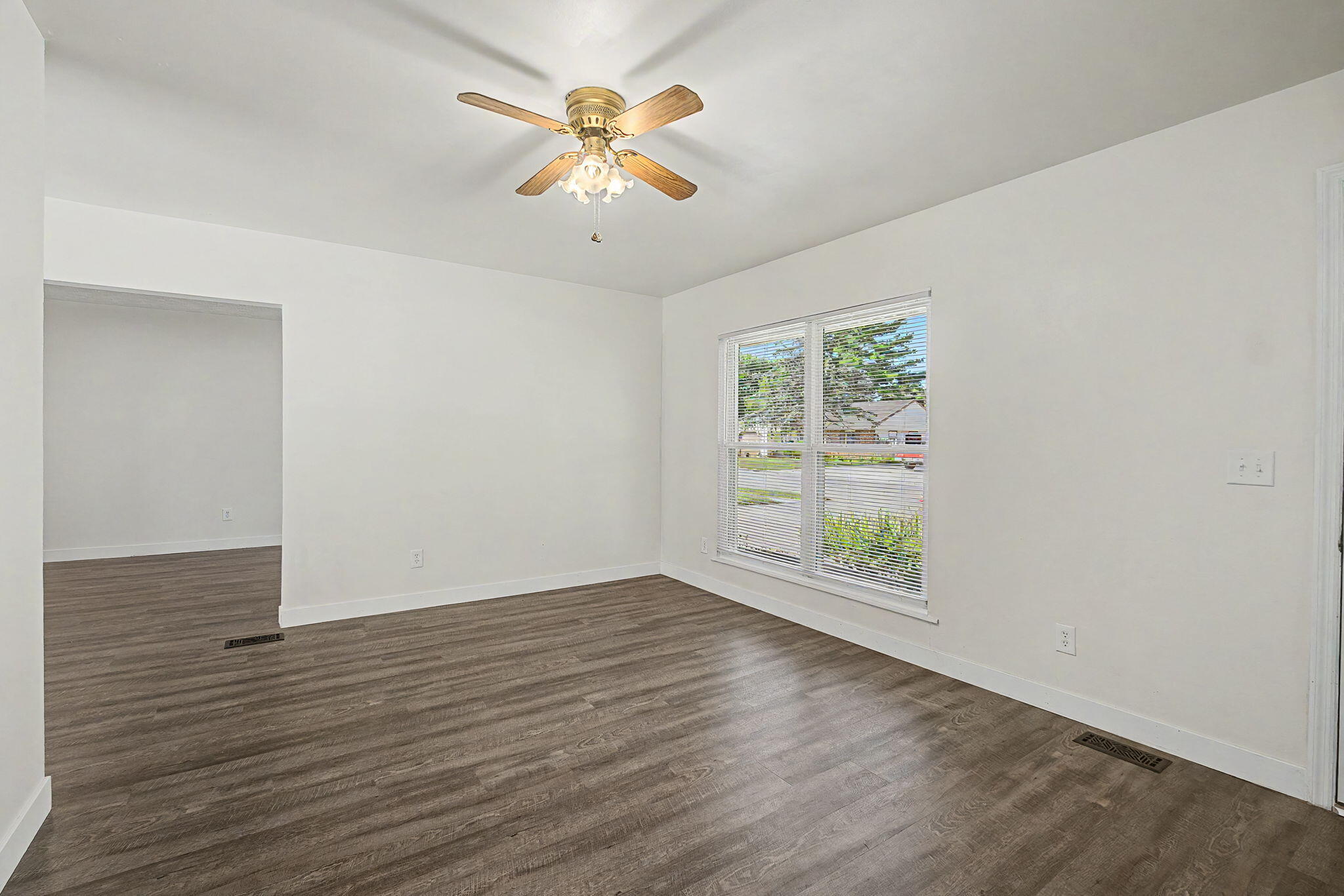 1209 Hemlock, New Carlisle, Ohio 45344