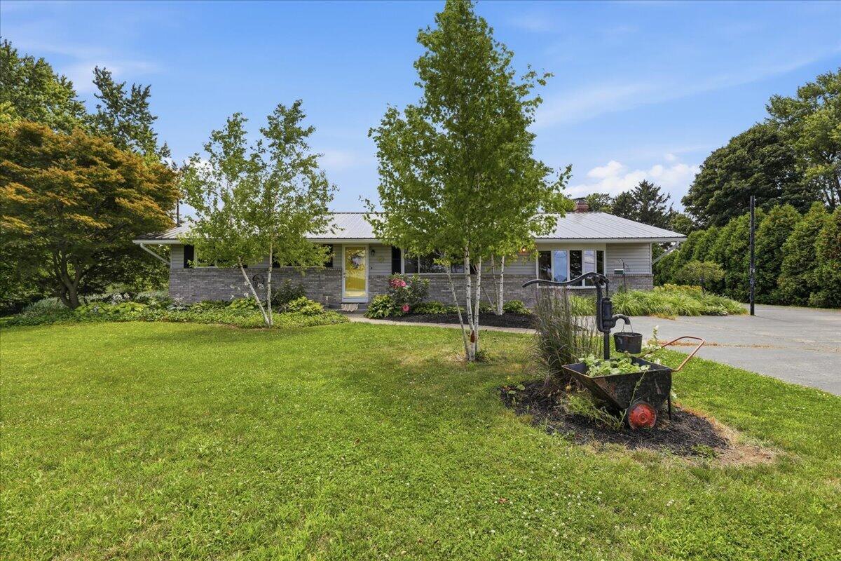 6343 Old Columbus, Springfield, Ohio 45502