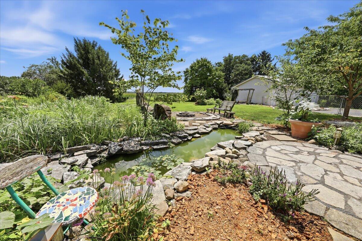 6343 Old Columbus, Springfield, Ohio 45502
