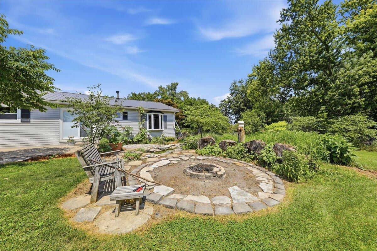 6343 Old Columbus, Springfield, Ohio 45502