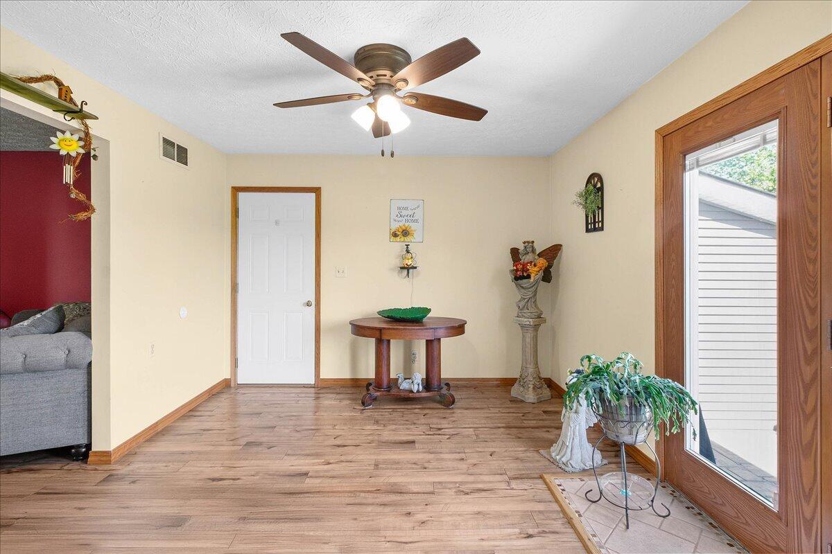 1380 County Road 11, Bellefontaine, Ohio 43311