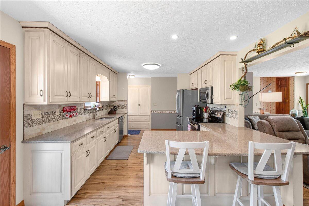 1380 County Road 11, Bellefontaine, Ohio 43311