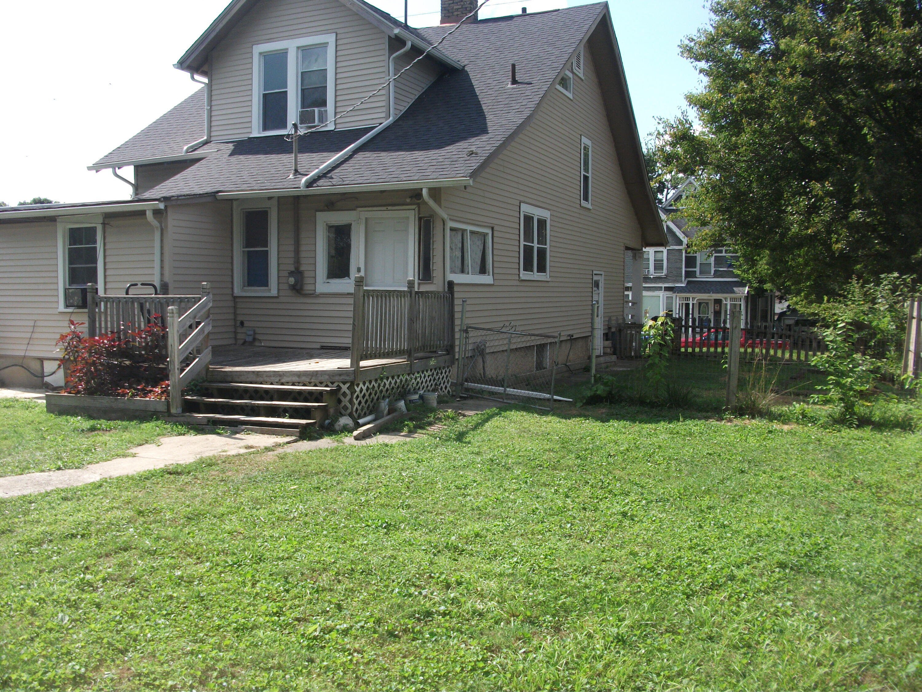 2209 Columbus, Springfield, Ohio 45503