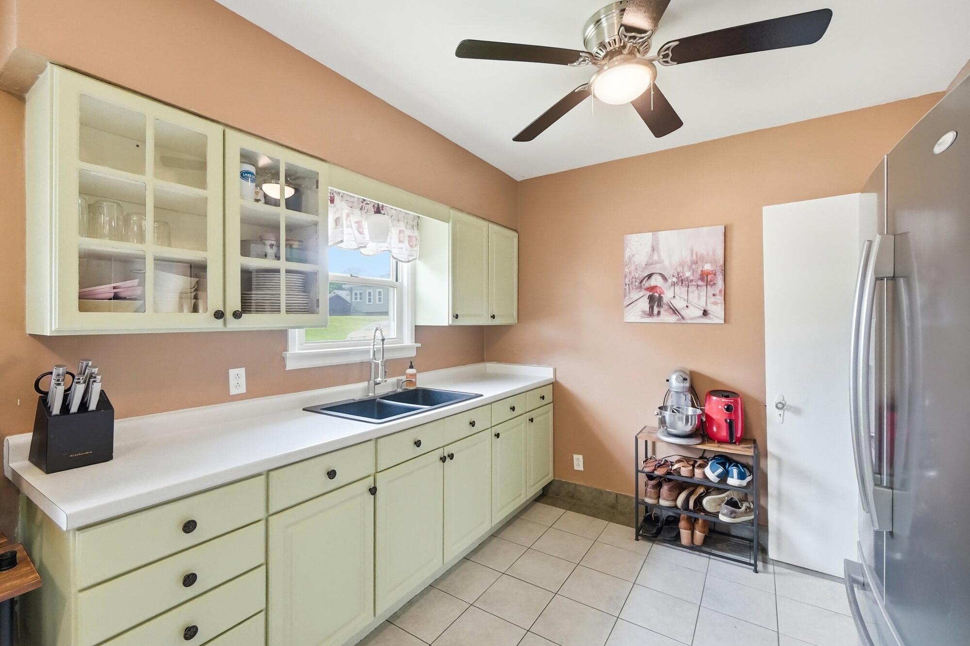 1537 Greenwood, Springfield, Ohio 45503