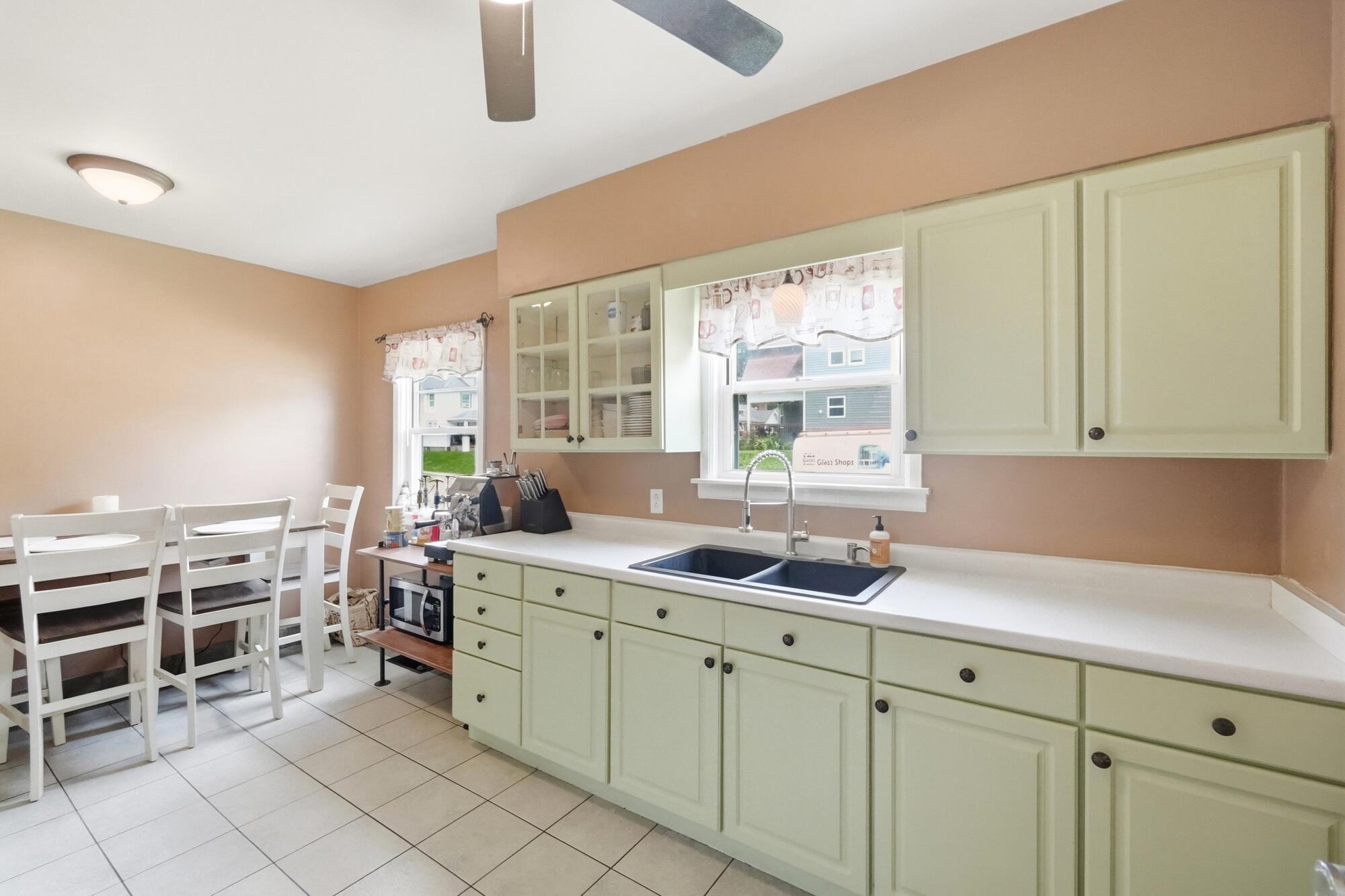 1537 Greenwood, Springfield, Ohio 45503