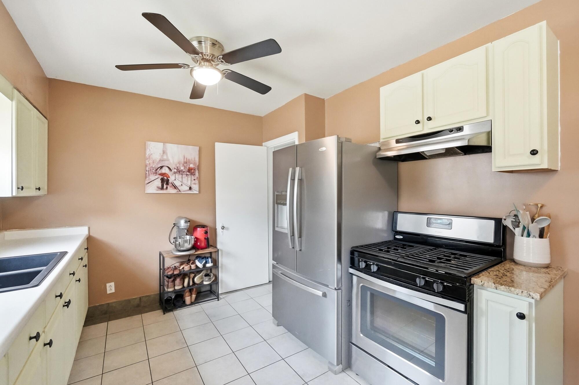 1537 Greenwood, Springfield, Ohio 45503