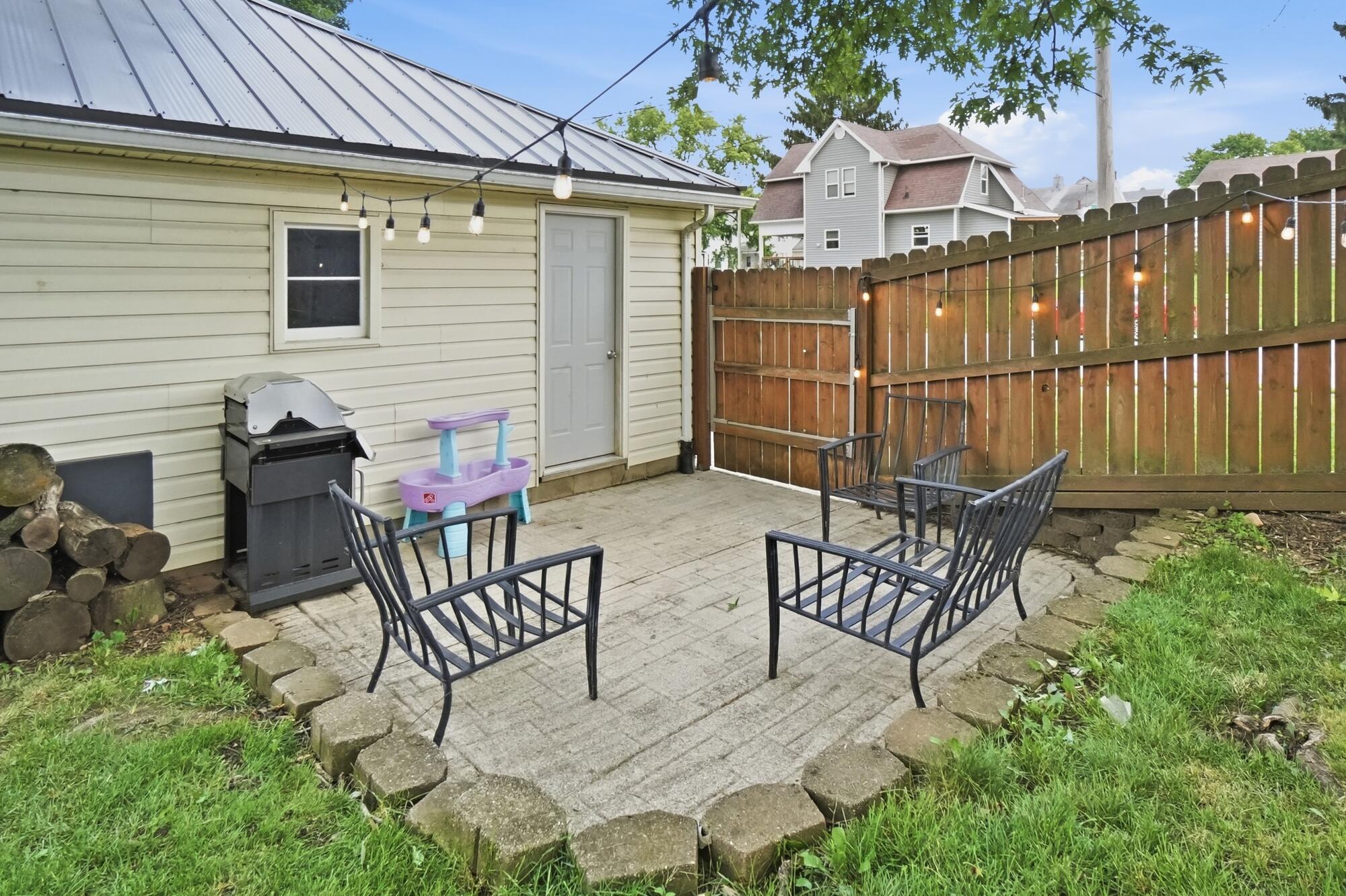 1537 Greenwood, Springfield, Ohio 45503
