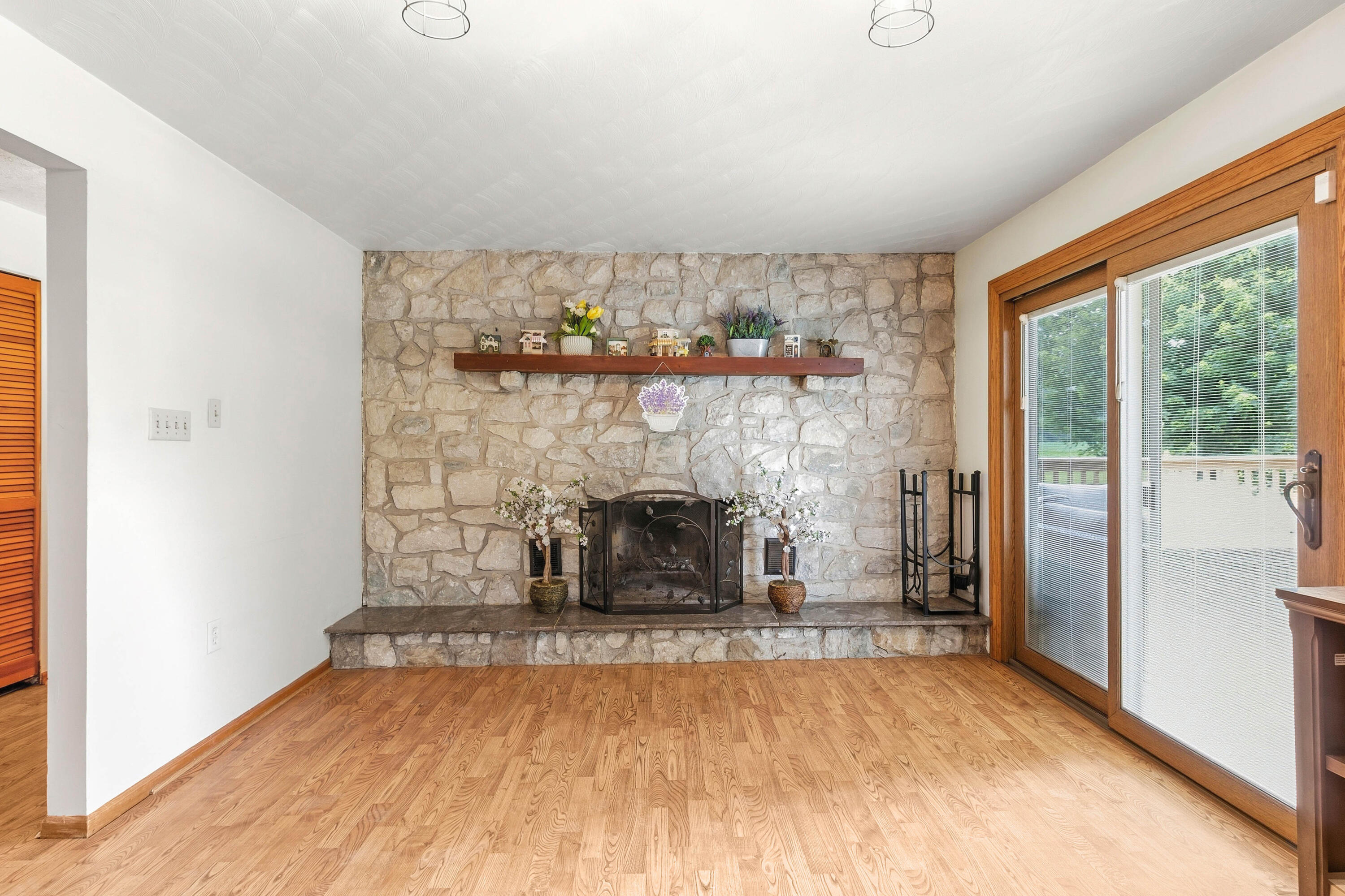 5773 Short, New Carlisle, Ohio 45344