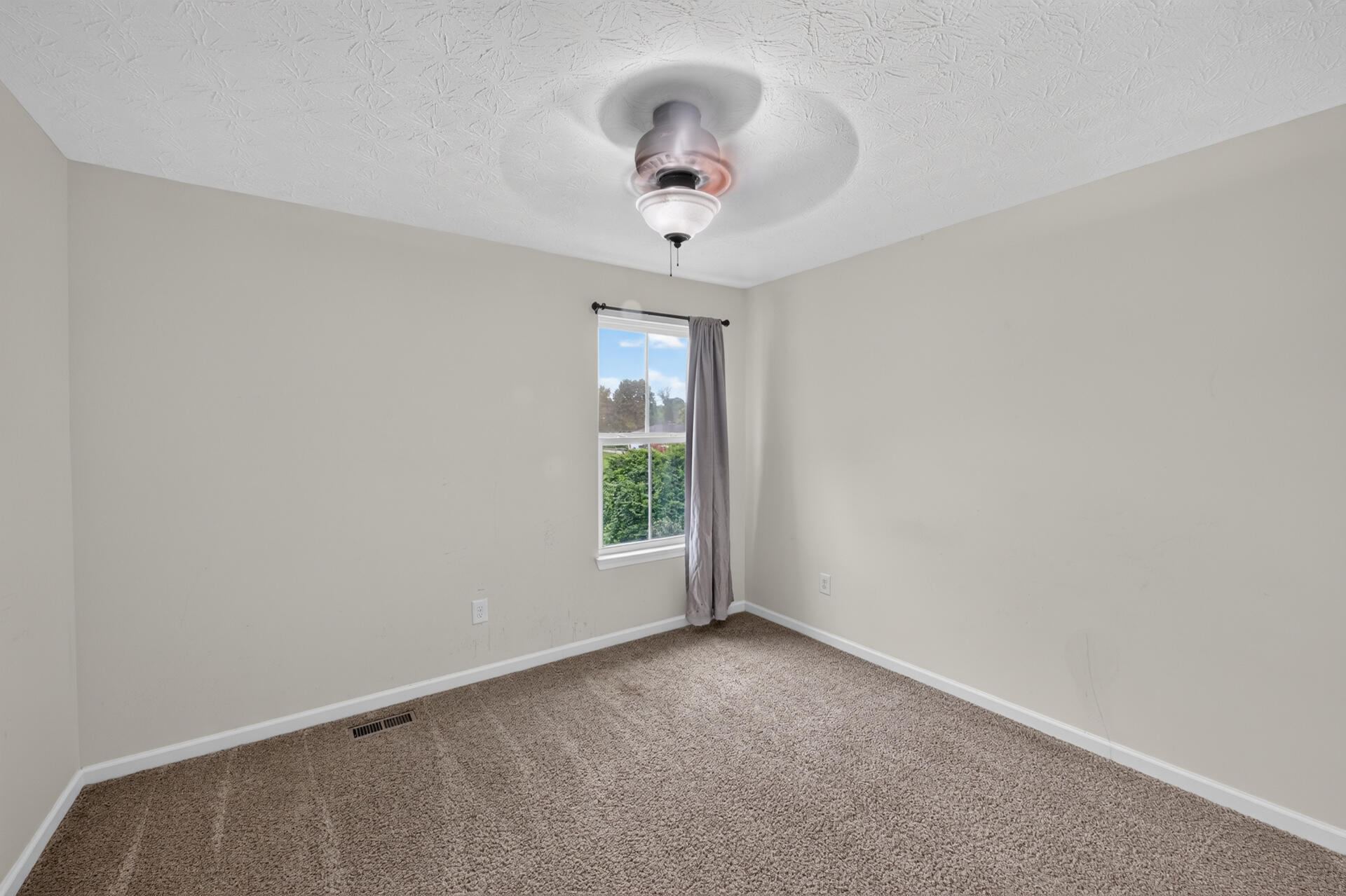111 Shoemaker, Vandalia, Ohio 45377