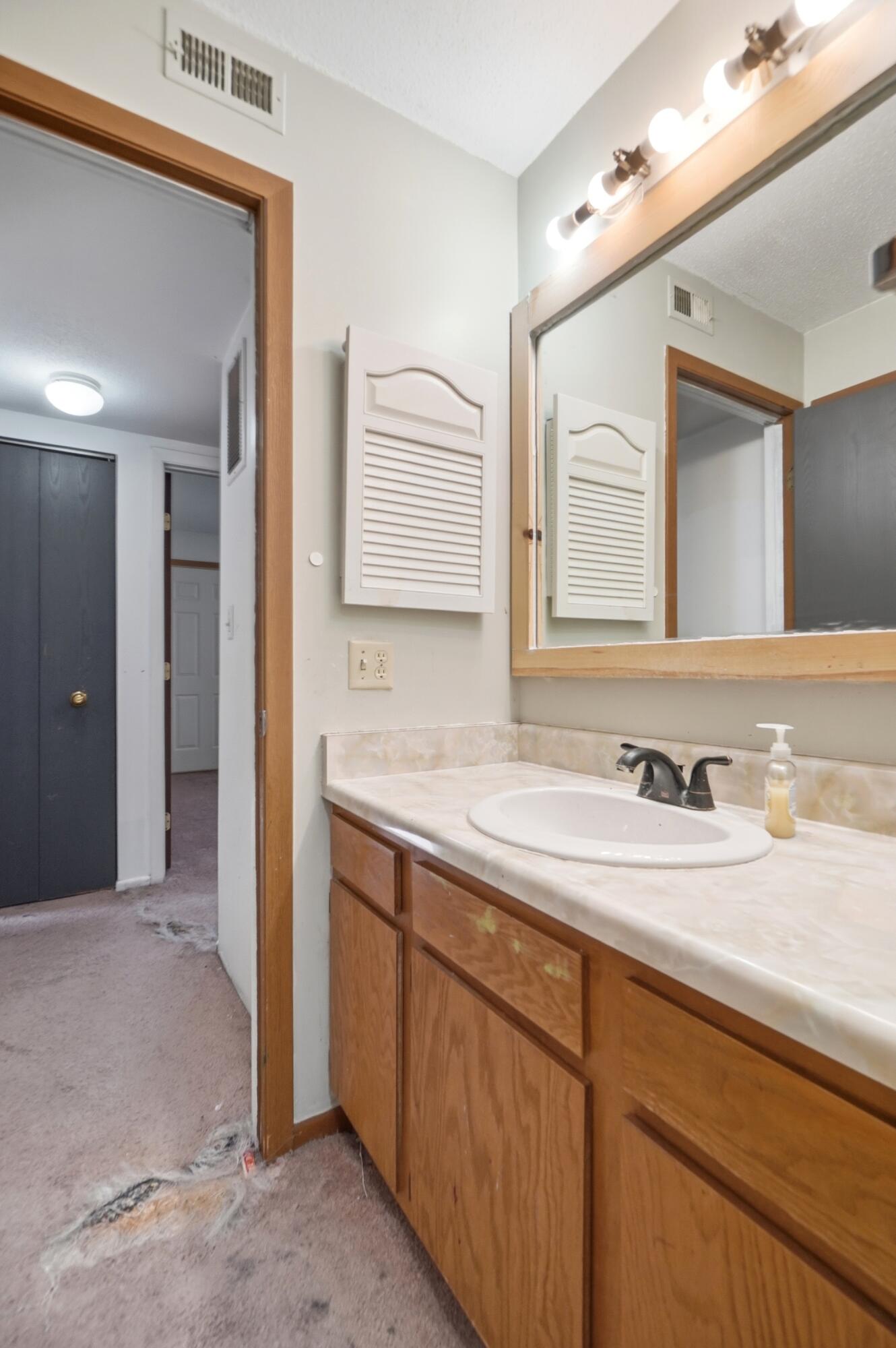228 Lester, Findlay, Ohio 45840