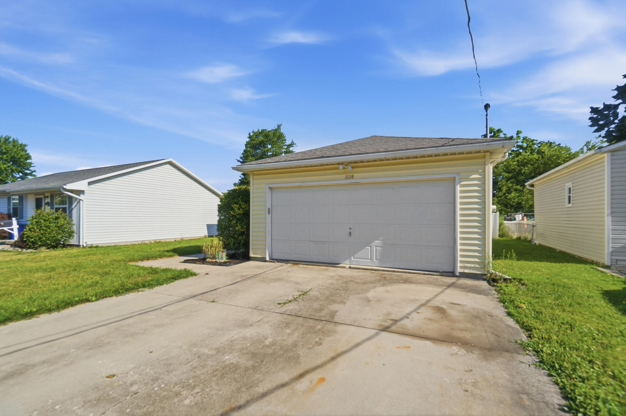 228 Lester, Findlay, Ohio 45840