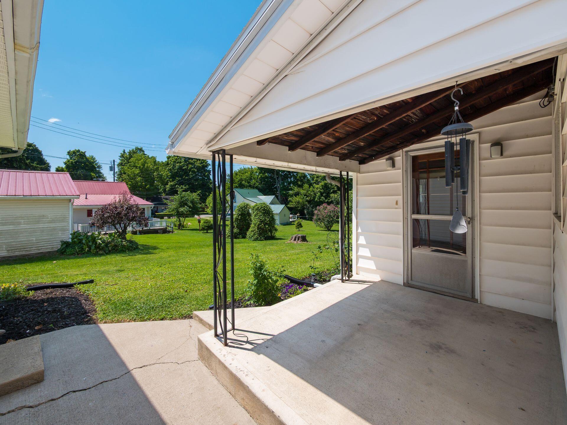 548 High, Bellefontaine, Ohio 43311
