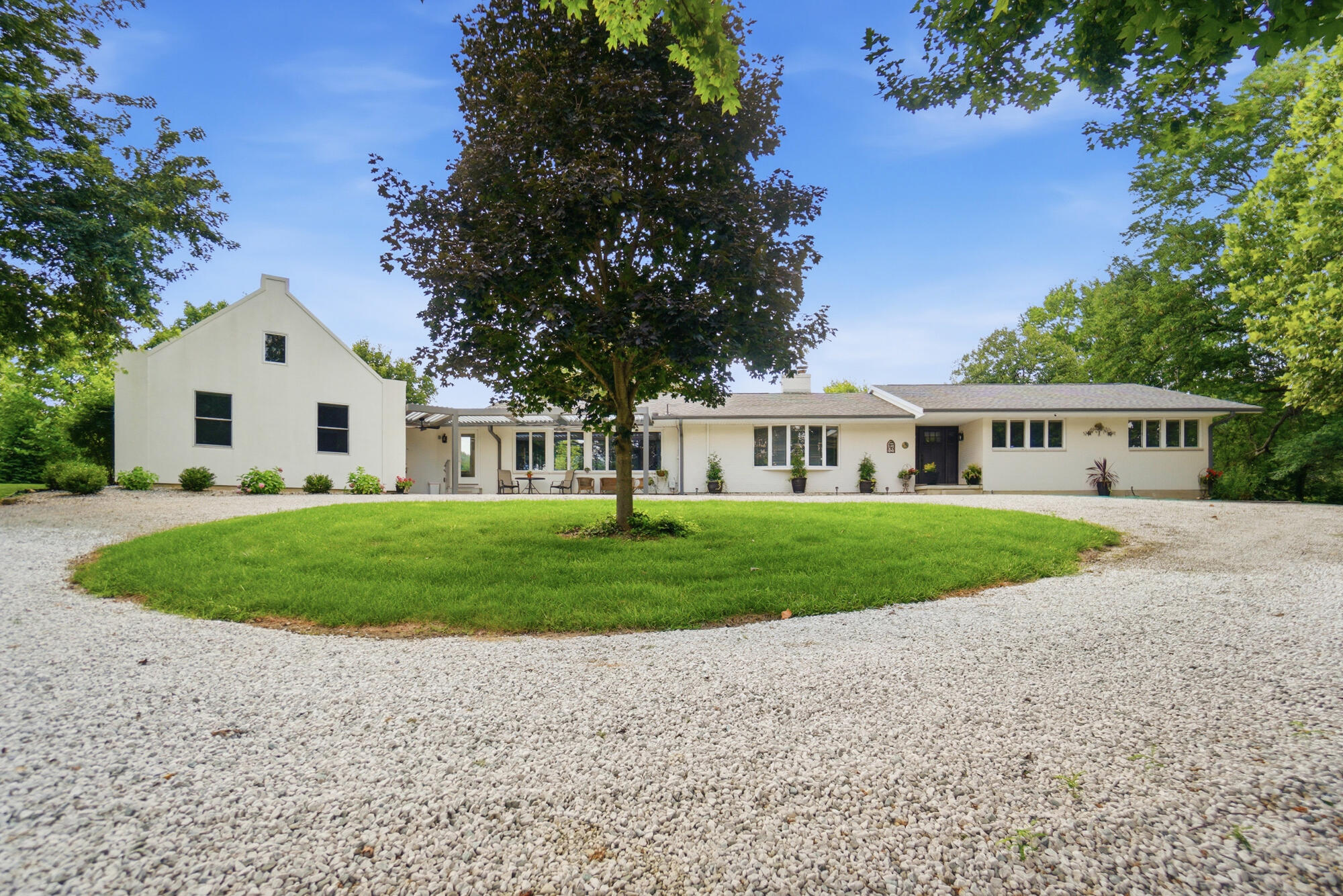 1760 Evanston, Tipp City, Ohio 45371