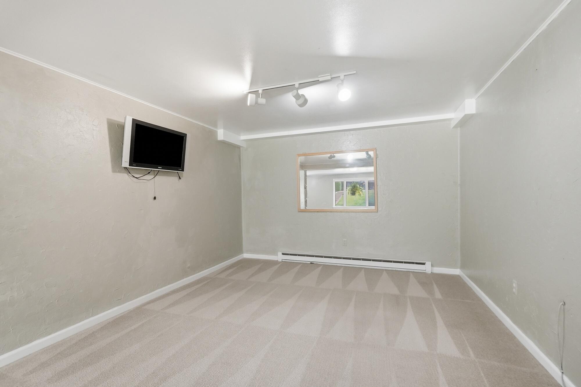 1760 Evanston, Tipp City, Ohio 45371