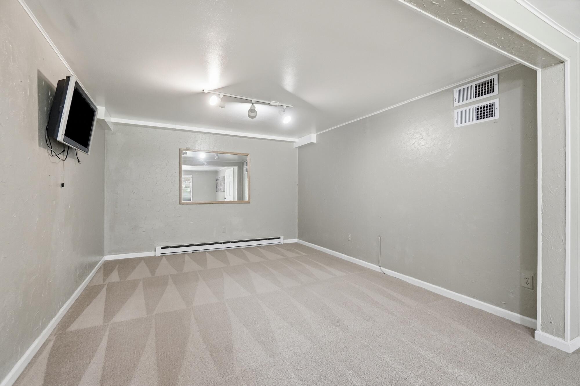 1760 Evanston, Tipp City, Ohio 45371