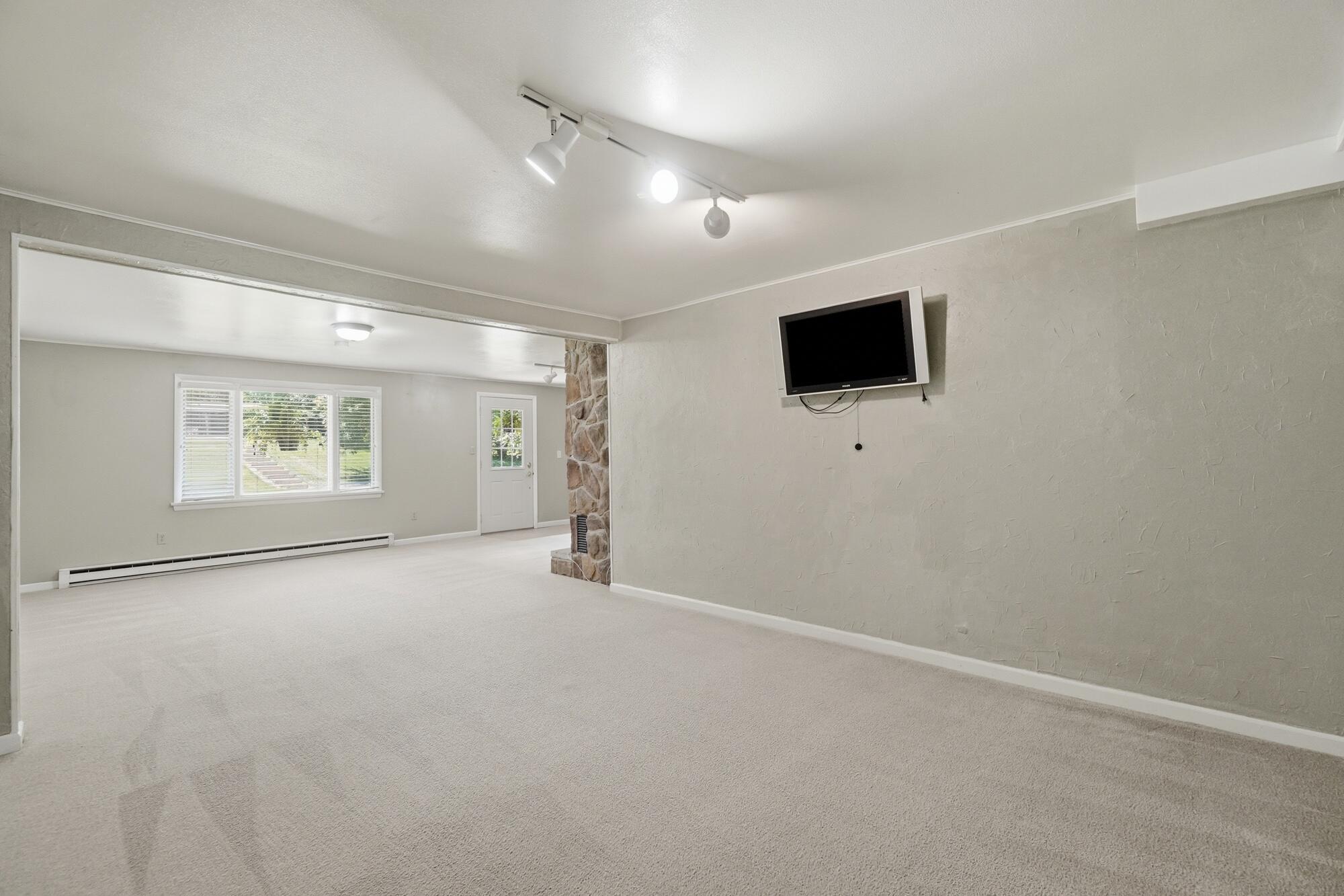 1760 Evanston, Tipp City, Ohio 45371