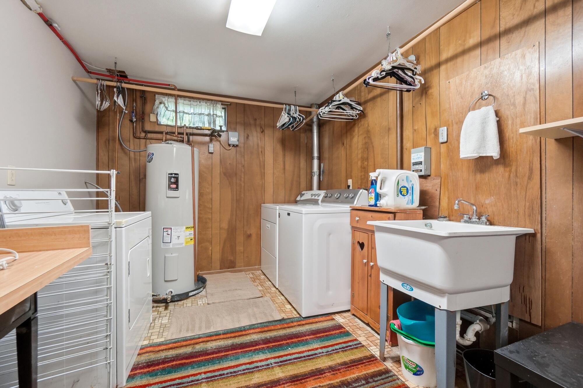 1760 Evanston, Tipp City, Ohio 45371