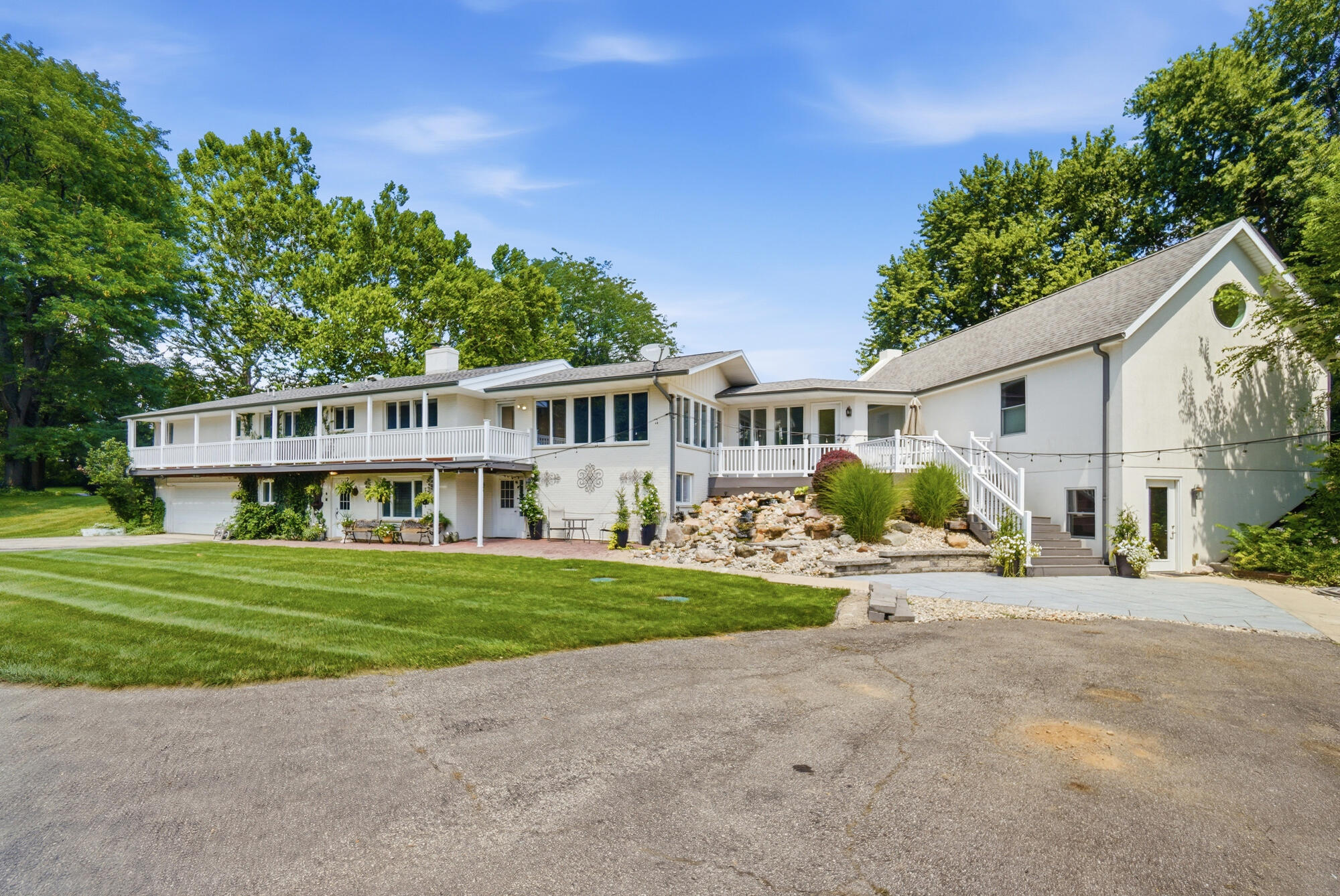 1760 Evanston, Tipp City, Ohio 45371