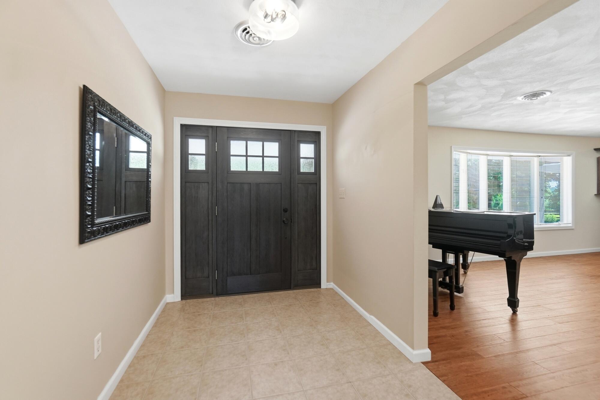 1760 Evanston, Tipp City, Ohio 45371