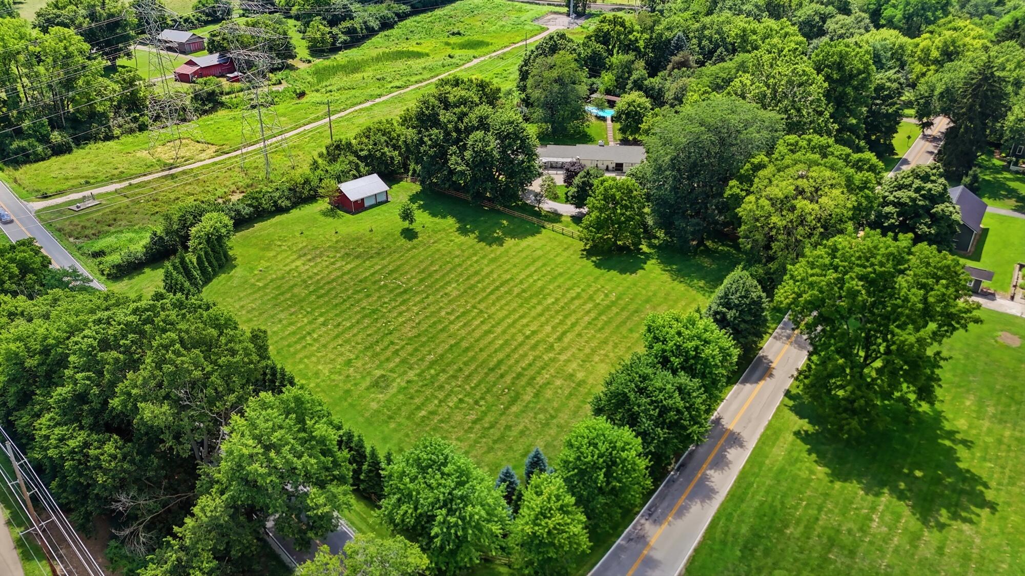 1760 Evanston, Tipp City, Ohio 45371