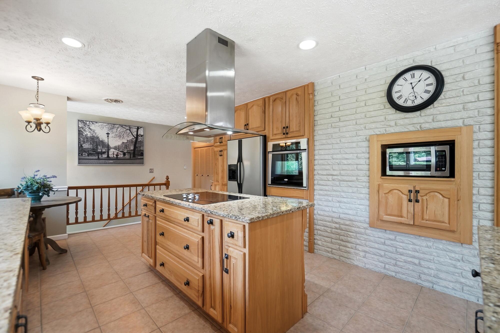 1760 Evanston, Tipp City, Ohio 45371