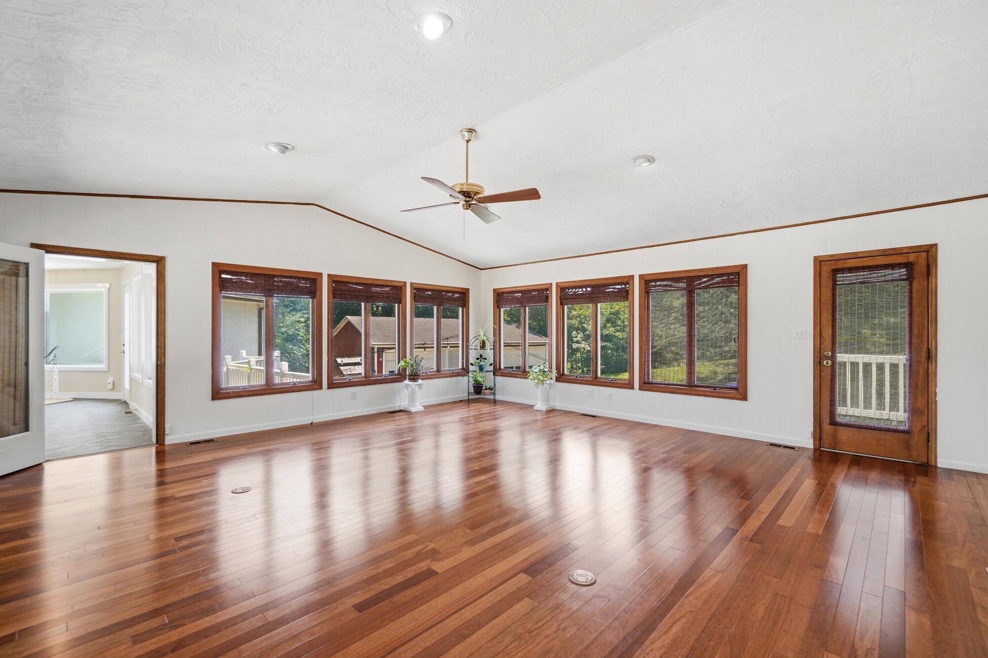1760 Evanston, Tipp City, Ohio 45371