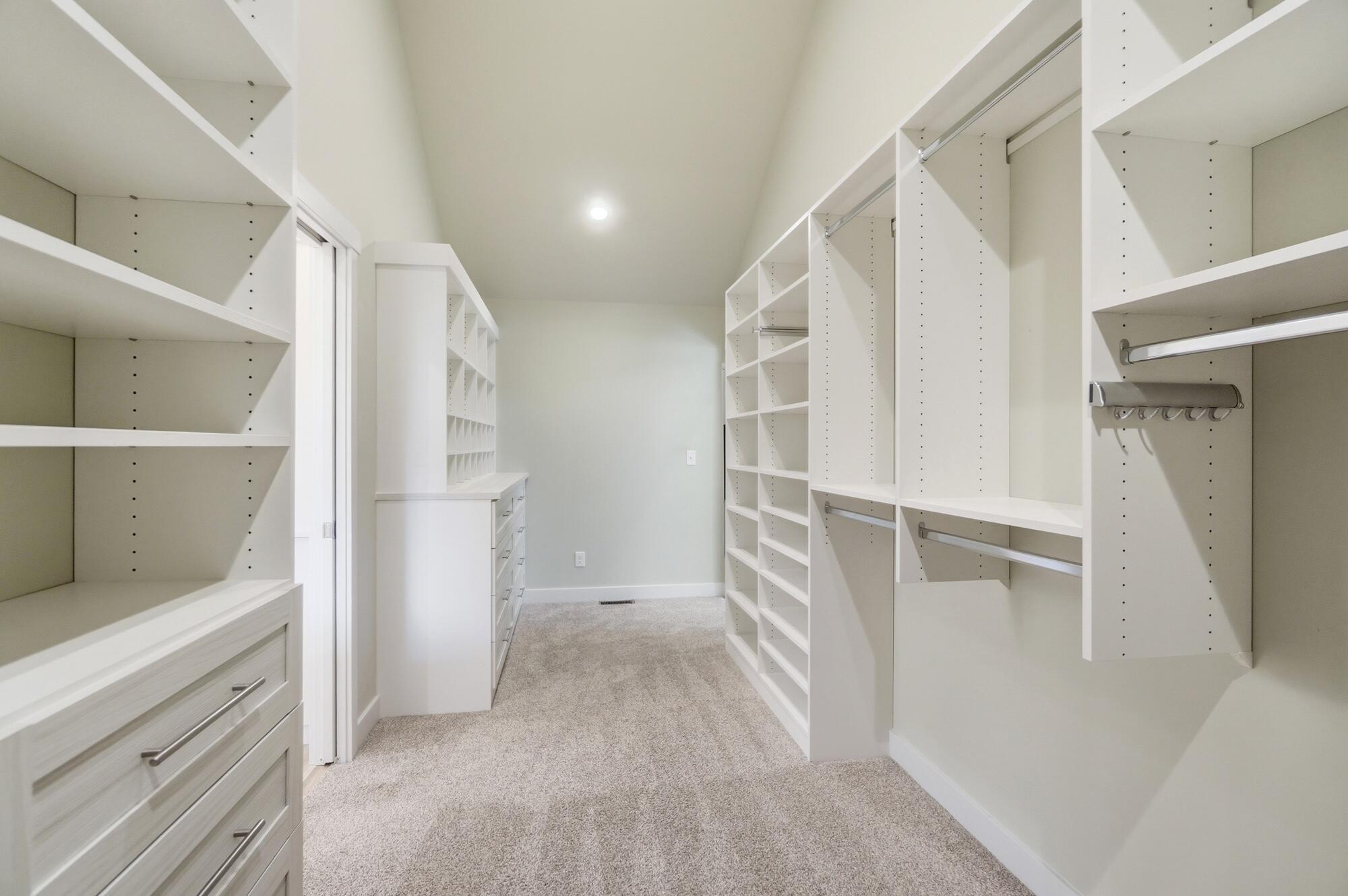 1760 Evanston, Tipp City, Ohio 45371