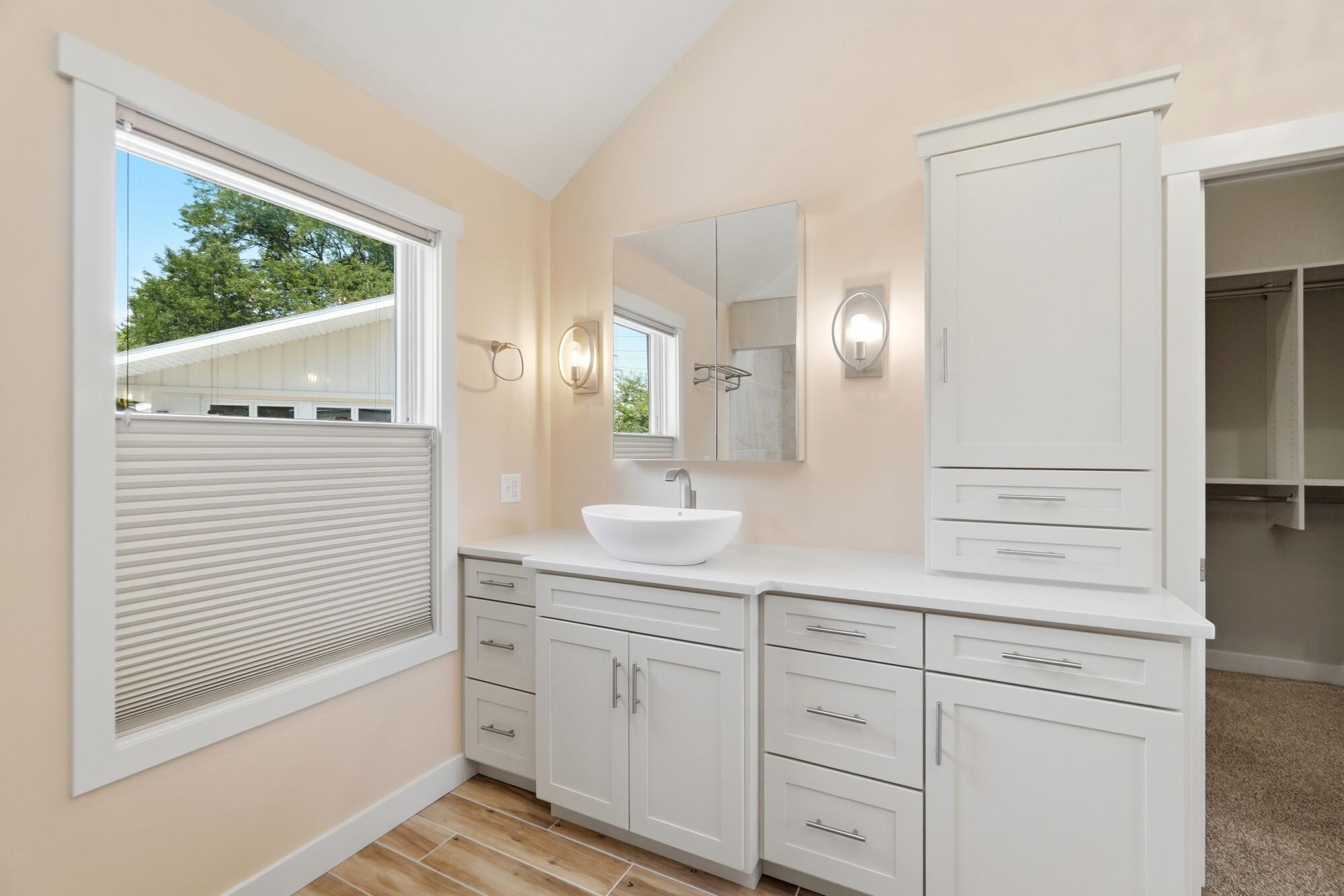 1760 Evanston, Tipp City, Ohio 45371