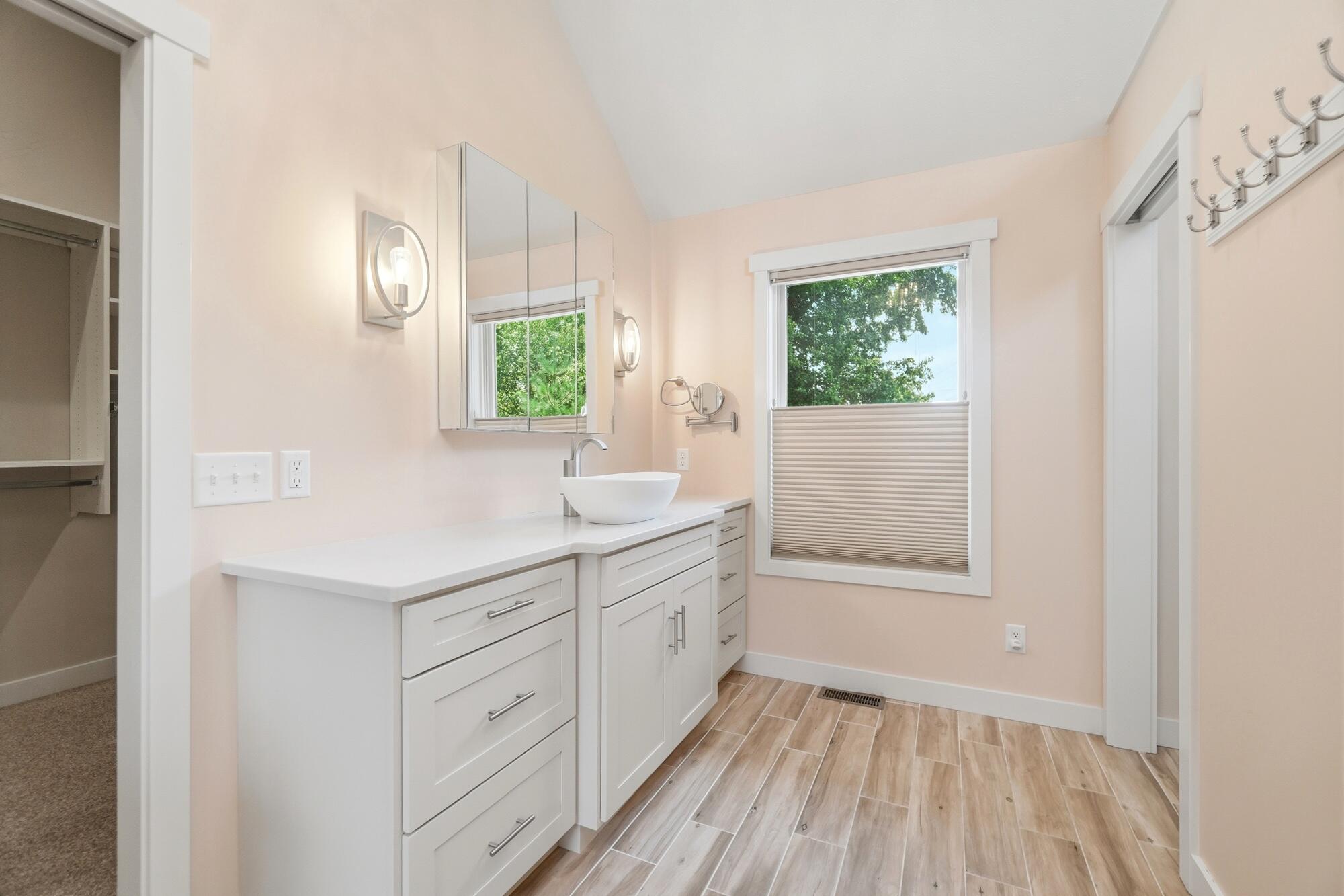 1760 Evanston, Tipp City, Ohio 45371