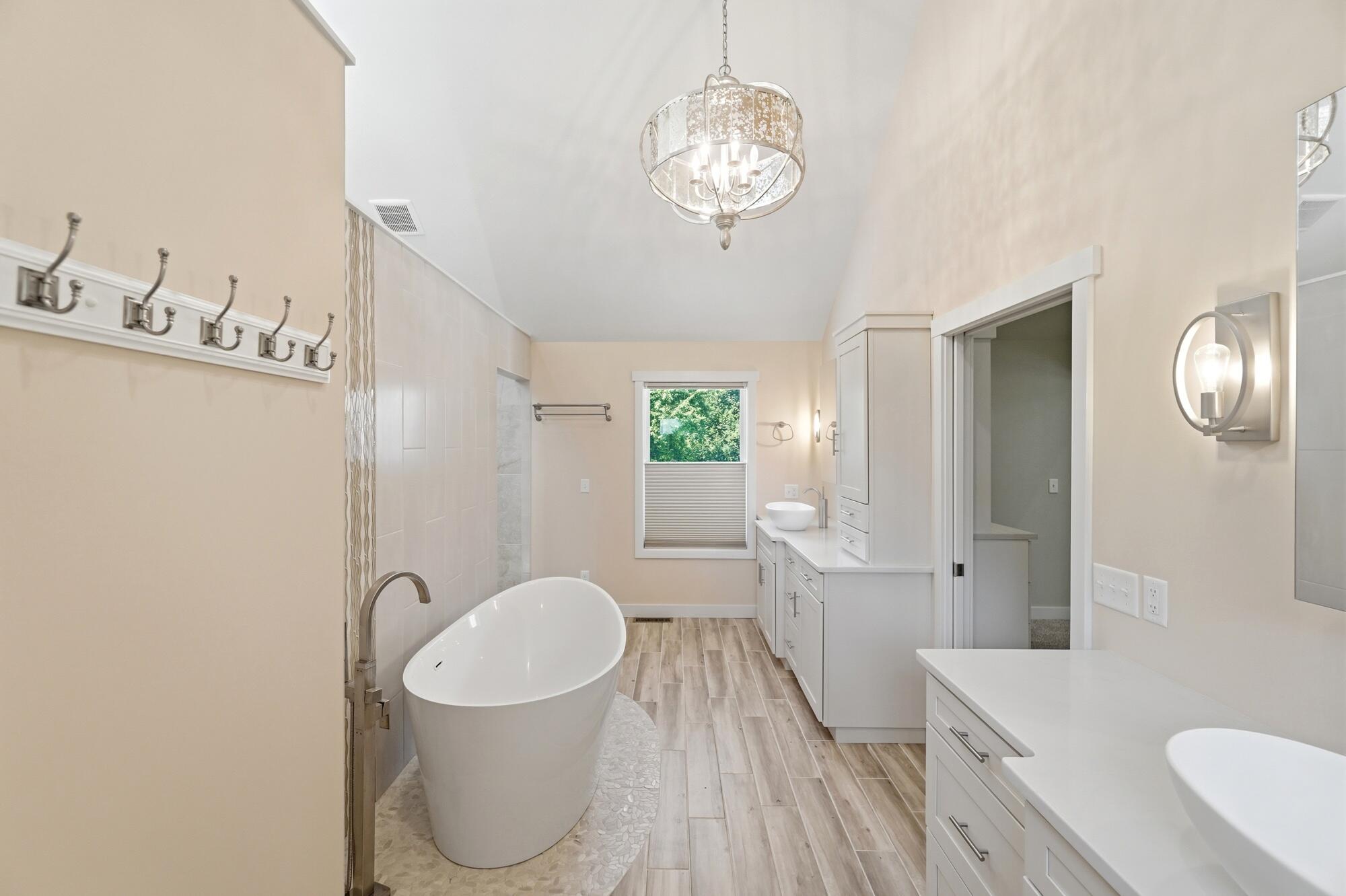 1760 Evanston, Tipp City, Ohio 45371