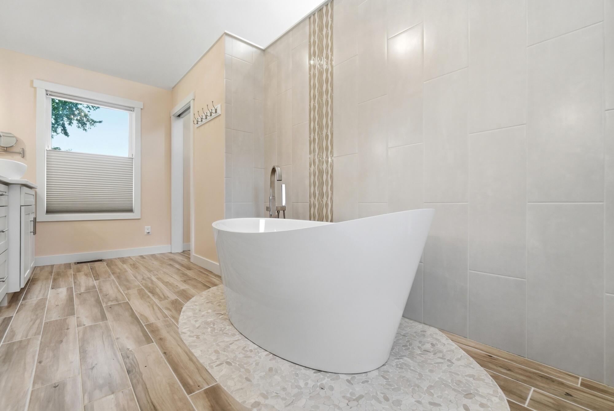 1760 Evanston, Tipp City, Ohio 45371