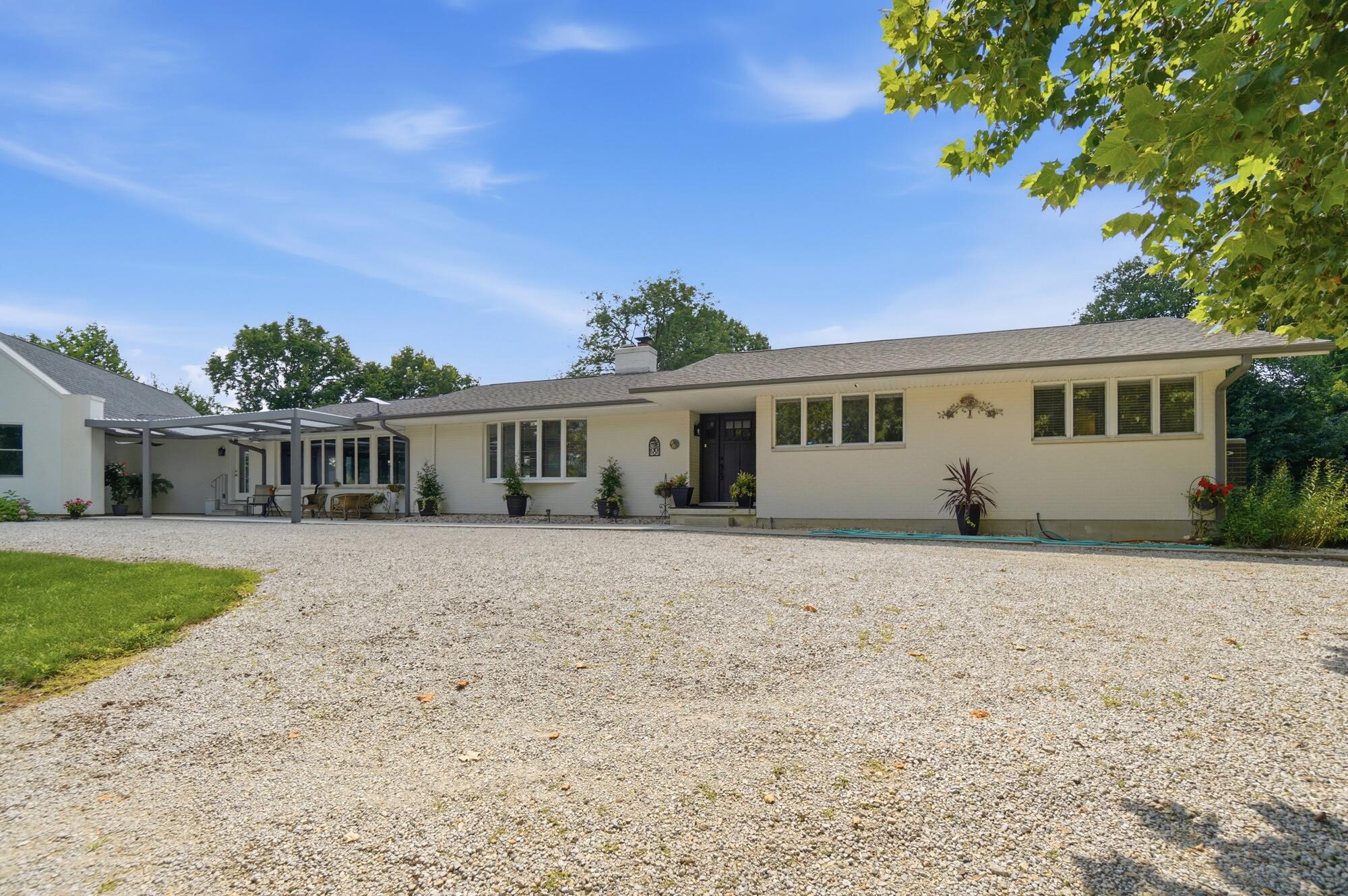 1760 Evanston, Tipp City, Ohio 45371