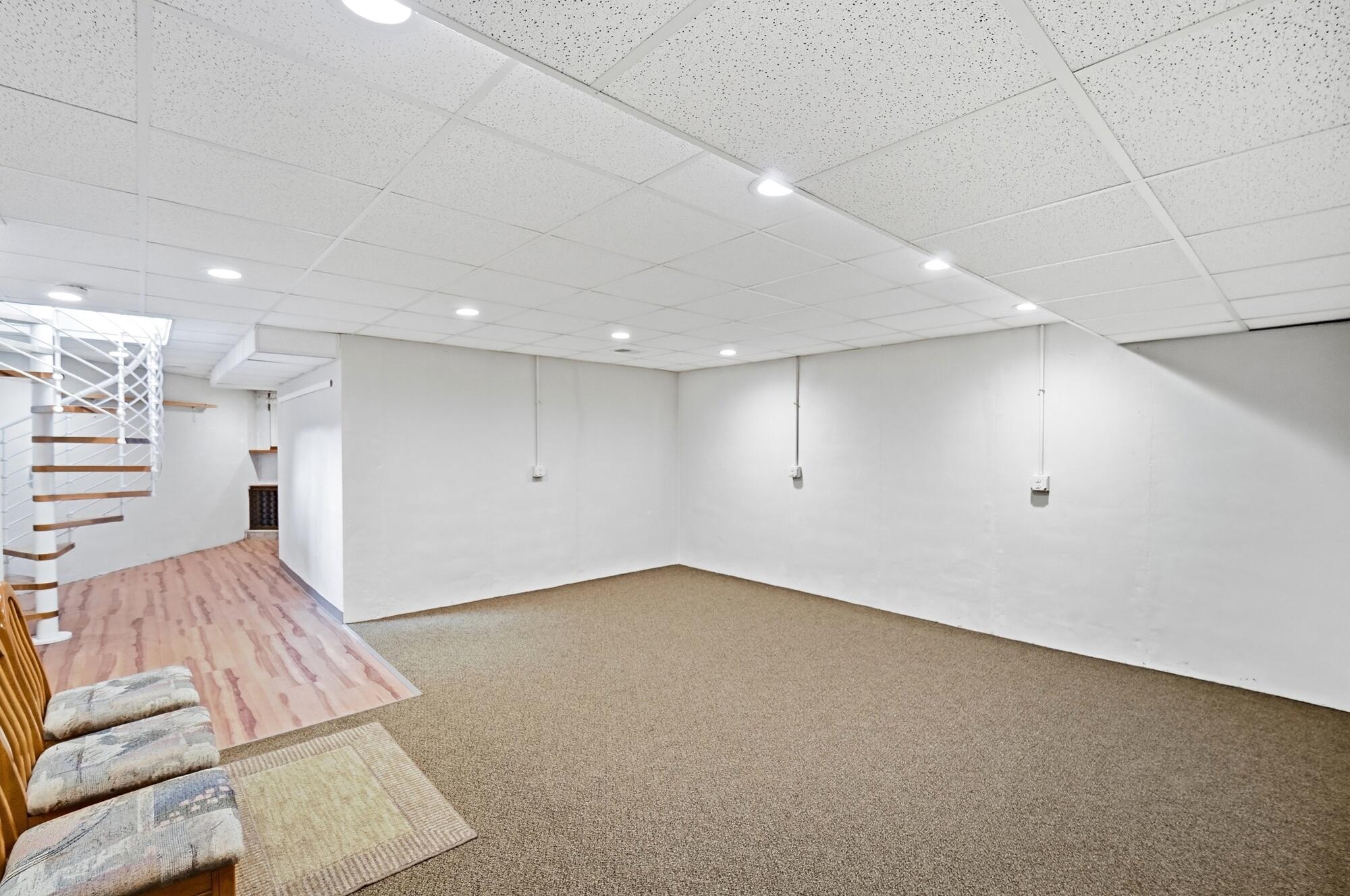 1760 Evanston, Tipp City, Ohio 45371