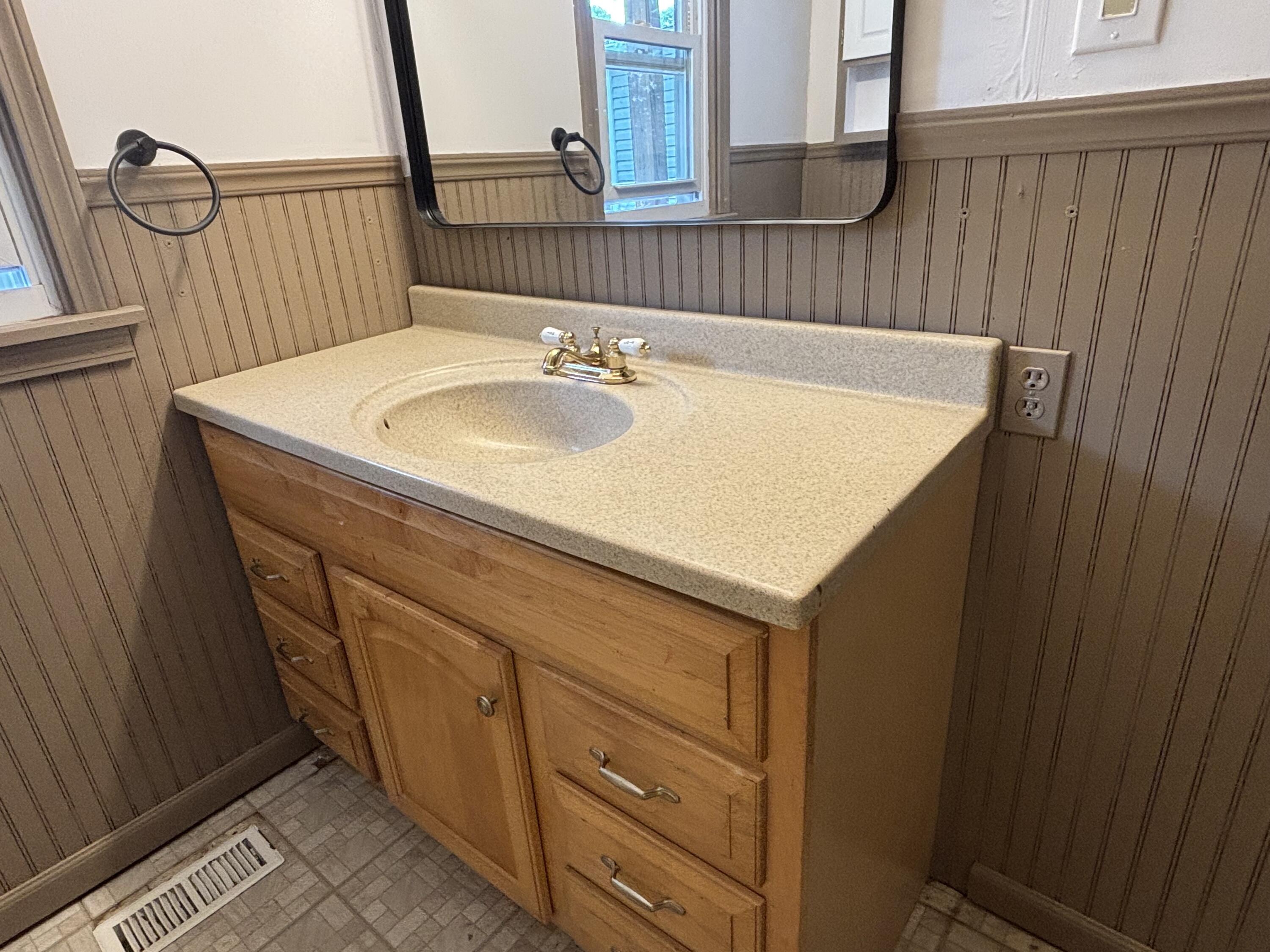 11431 Elm, Lakeview, Ohio 43331