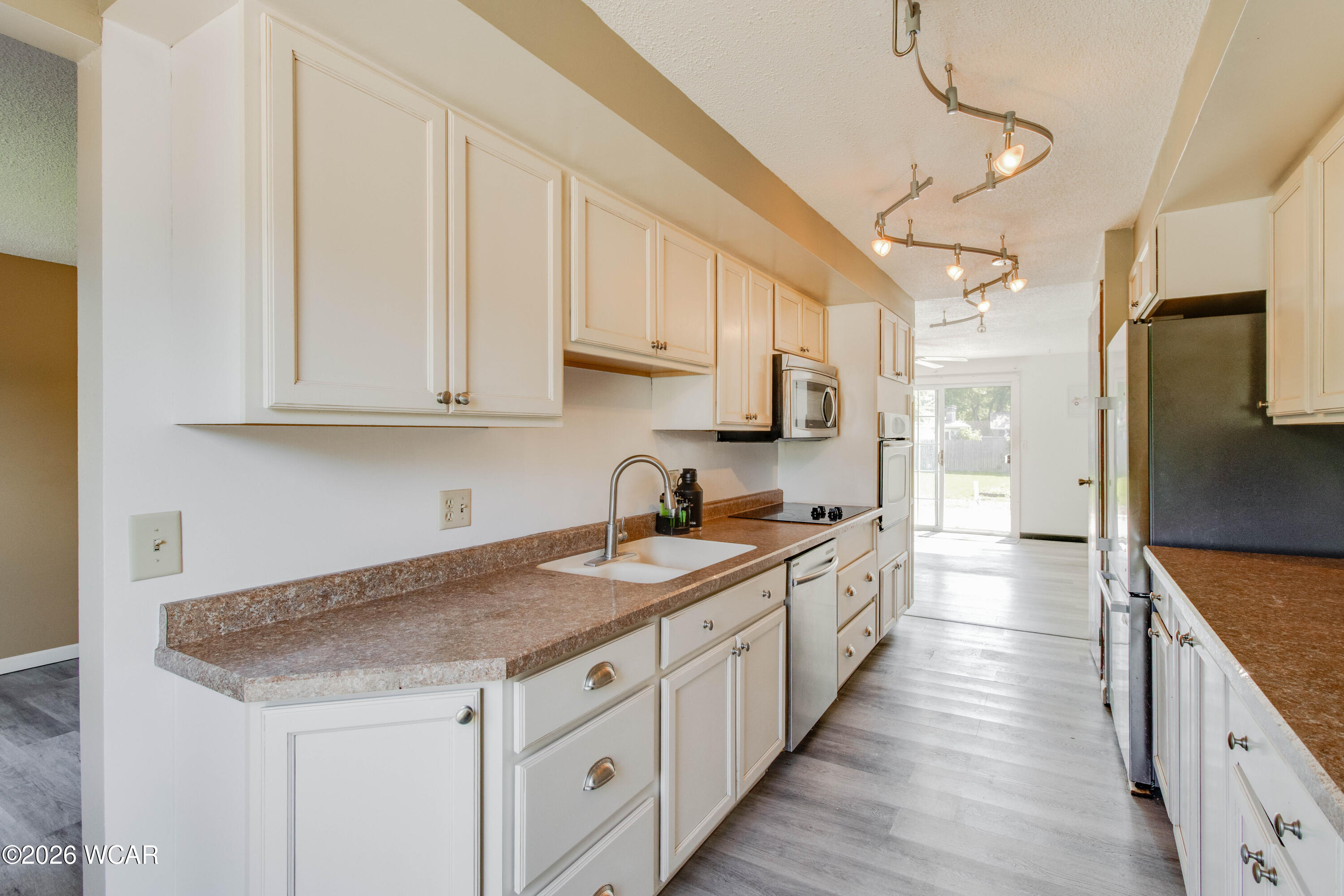 125 Quilna Drive, Lima, Ohio