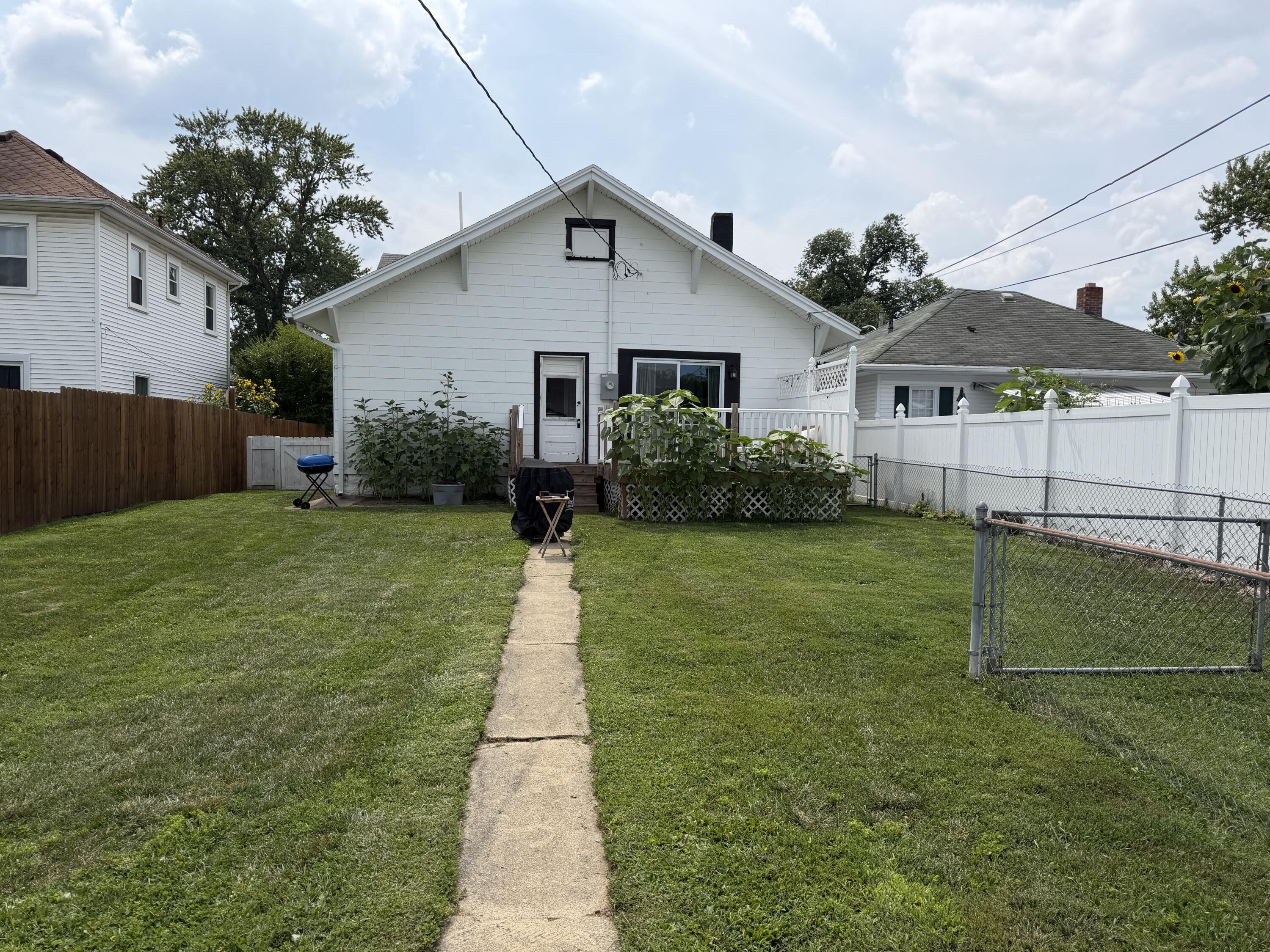 1209 Nicklin, Piqua, Ohio 45356