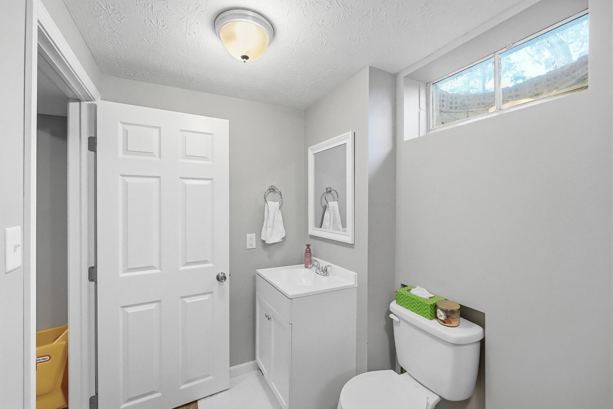 4111 Helena, Springfield, Ohio 45503